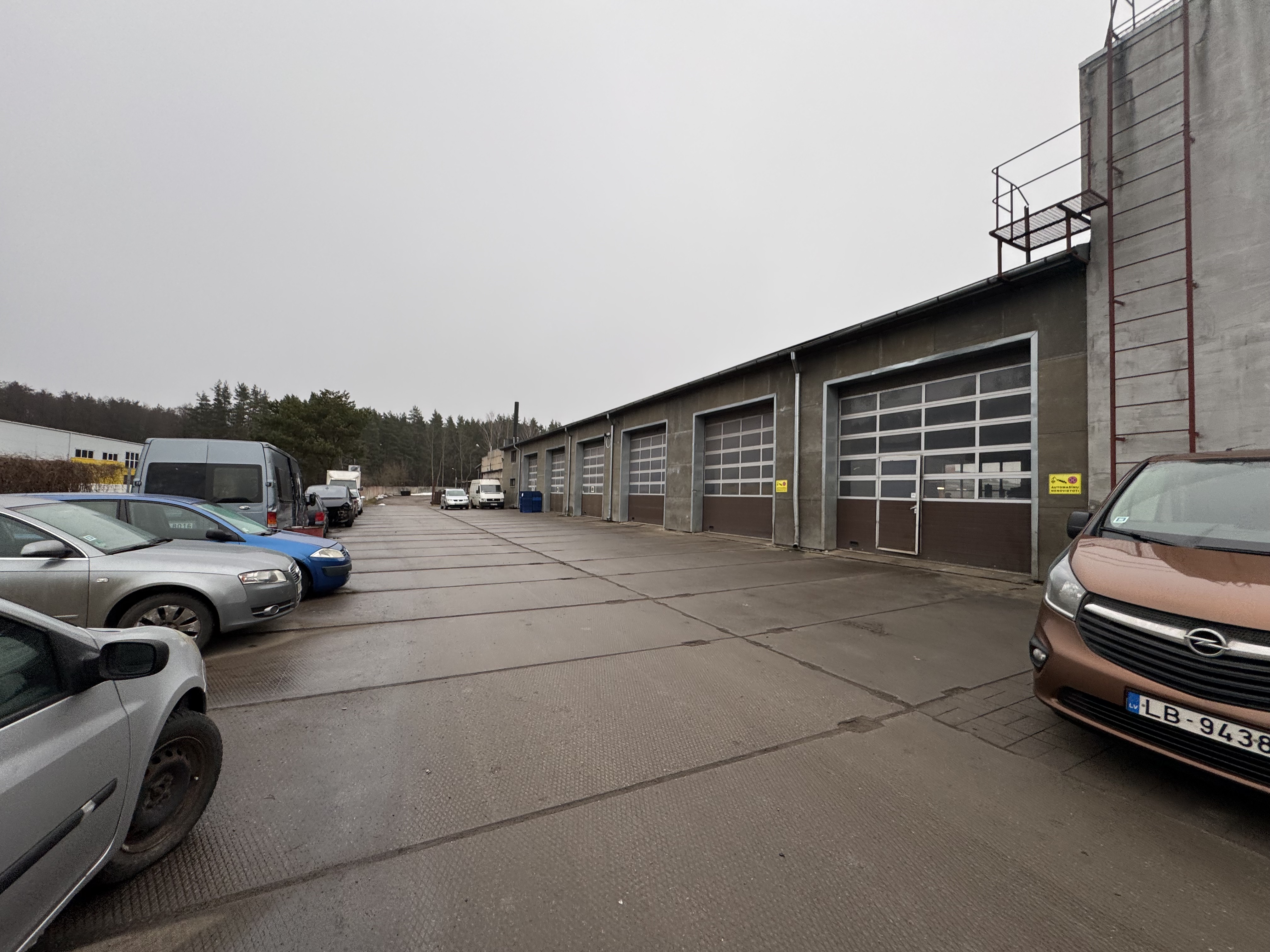 Industrial premises for sale, Buļļu street - Image 1