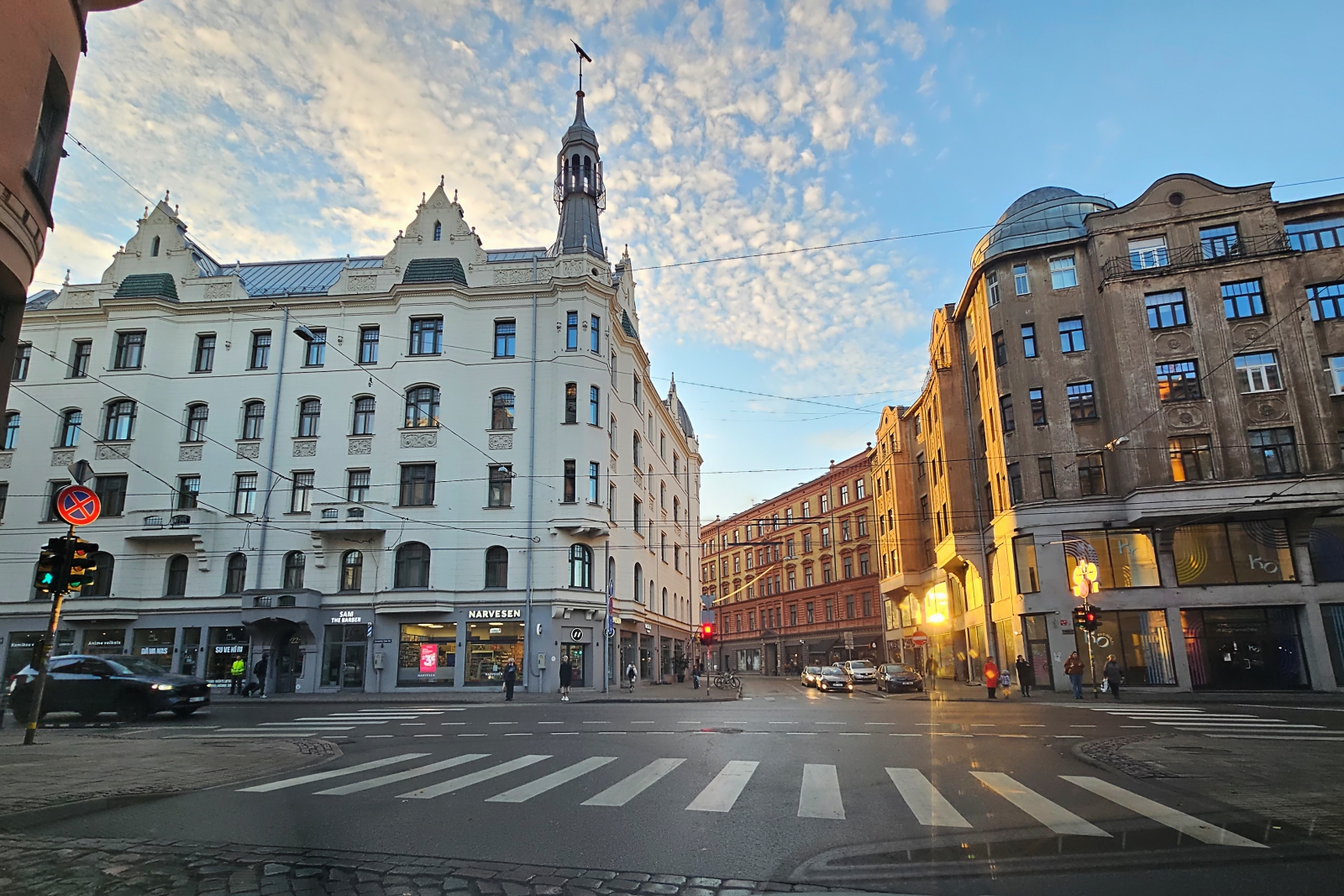 Iznomā tirdzniecības telpas, Avotu iela - Attēls 1