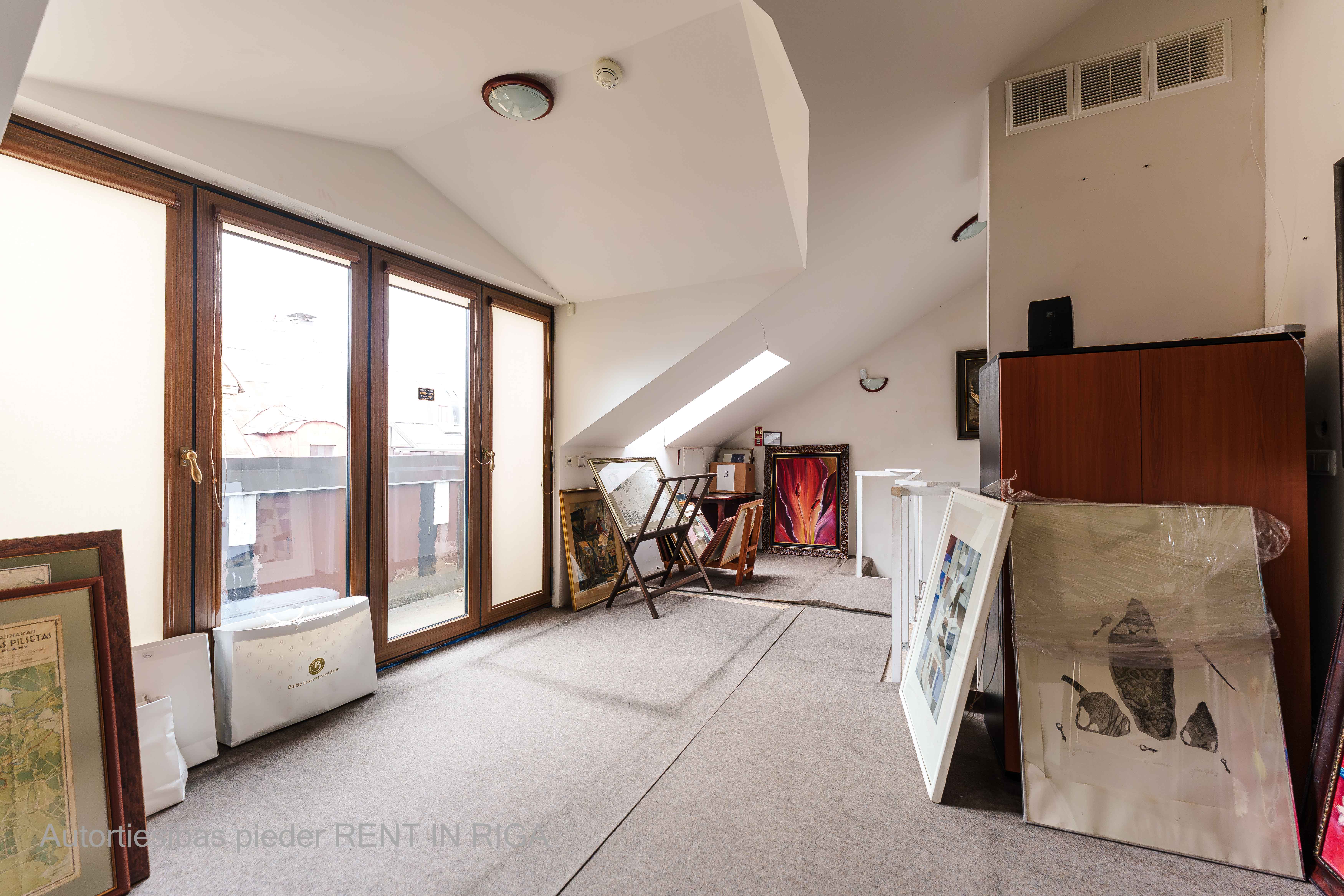 Property building for sale, Kalēju street - Image 1