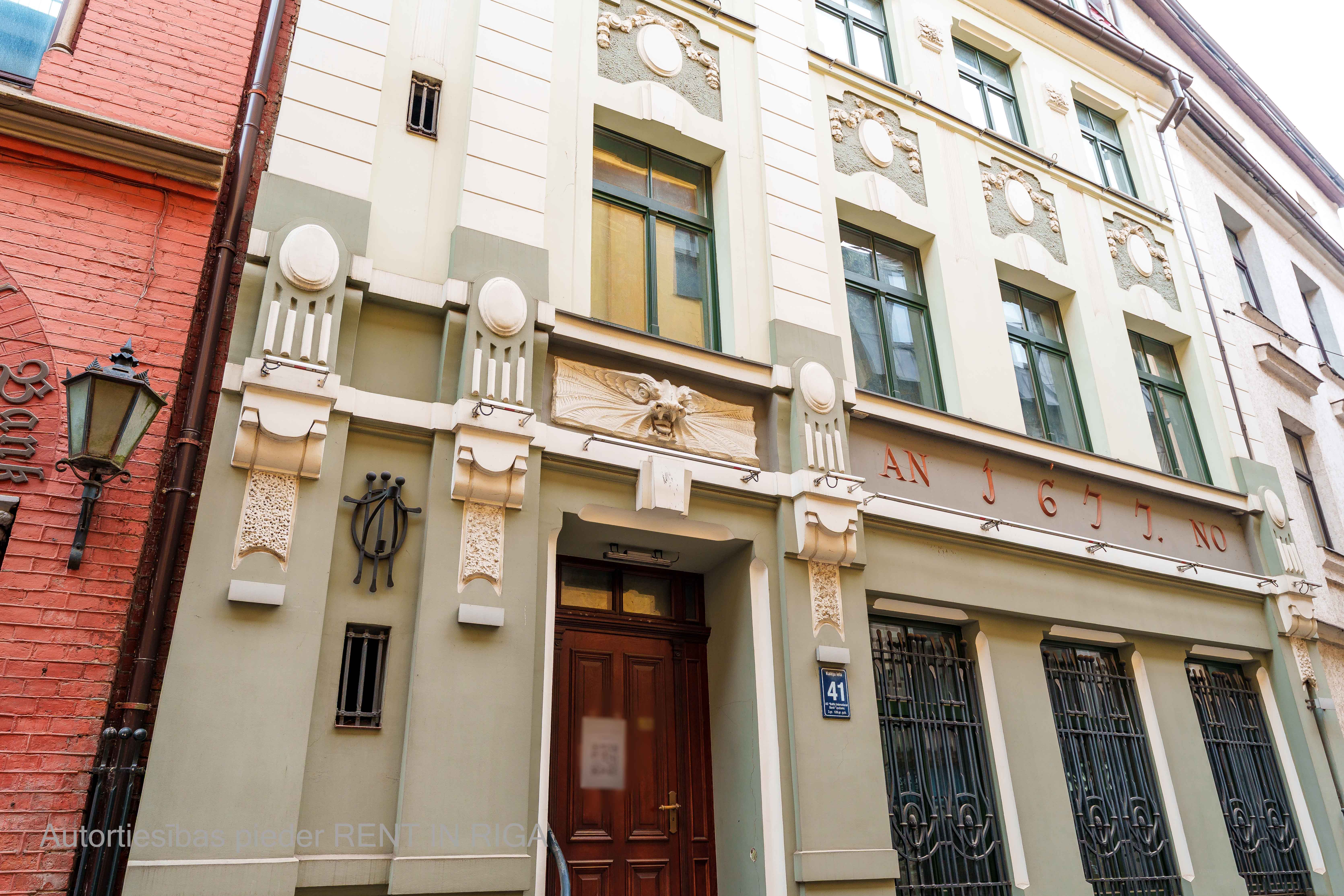 Property building for sale, Kalēju street - Image 1