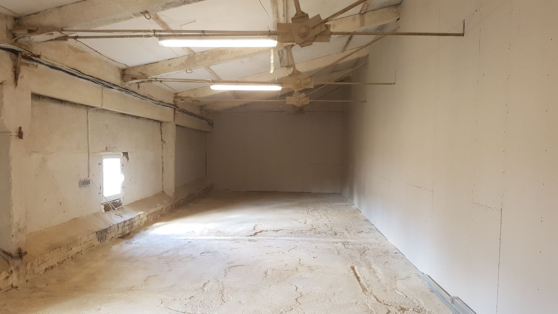 Warehouse for sale, Putnu street - Image 1