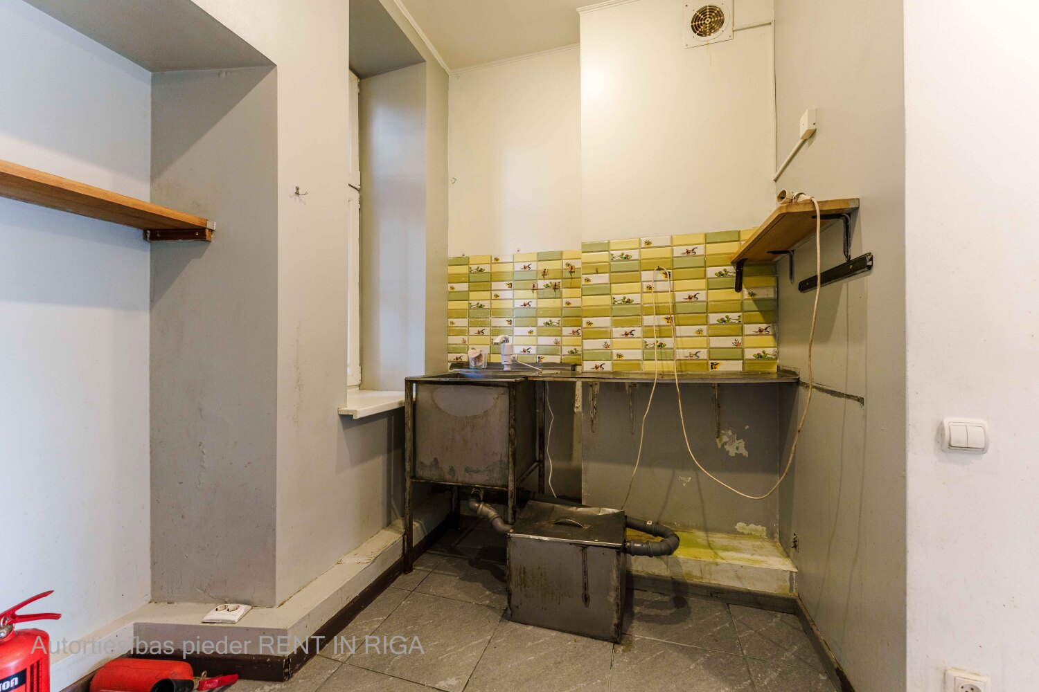 Retail premises for rent, Dzirnavu street - Image 1