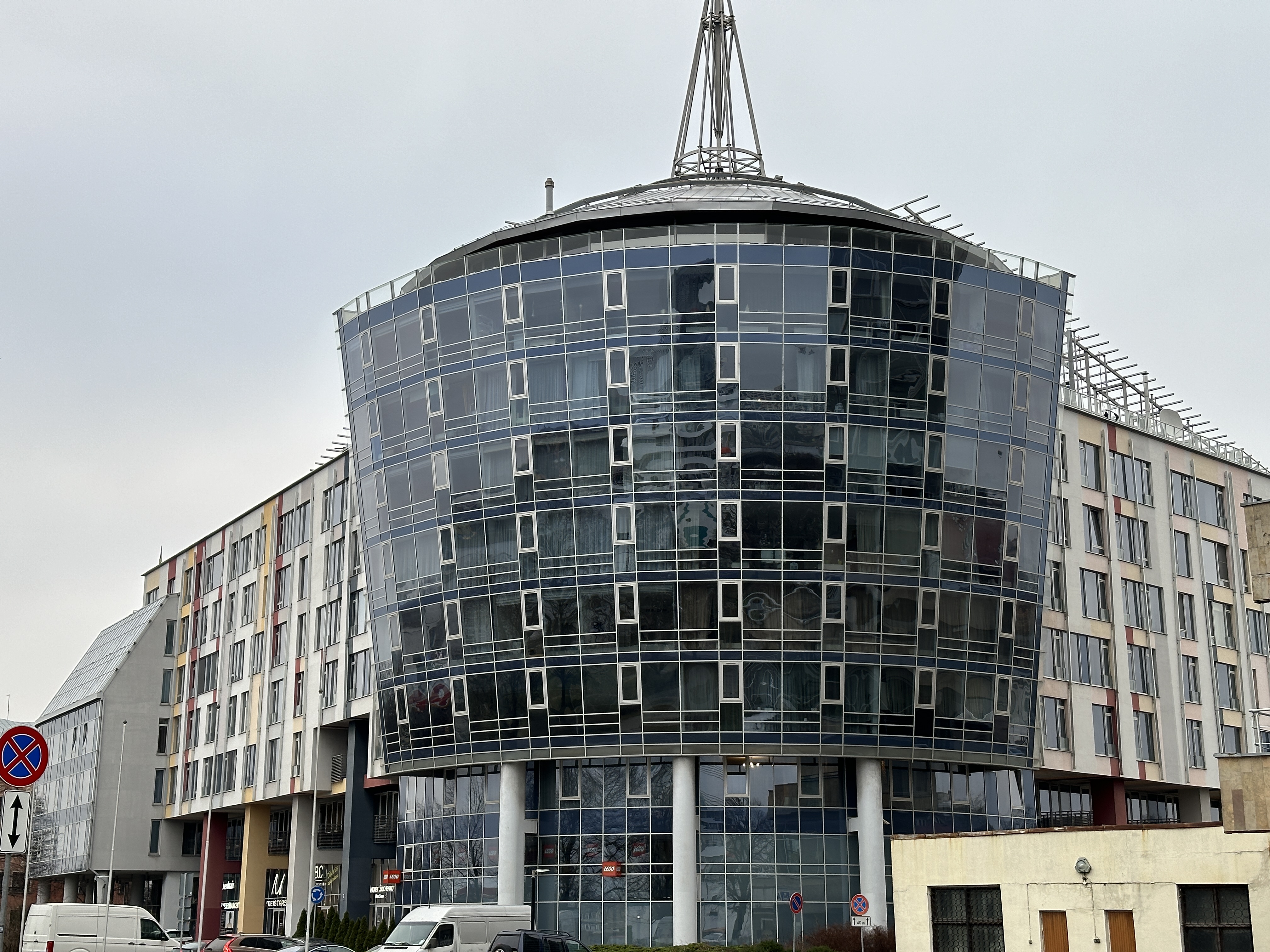 Izīrē dzīvokli, Republikas laukums iela 3 - Attēls 1