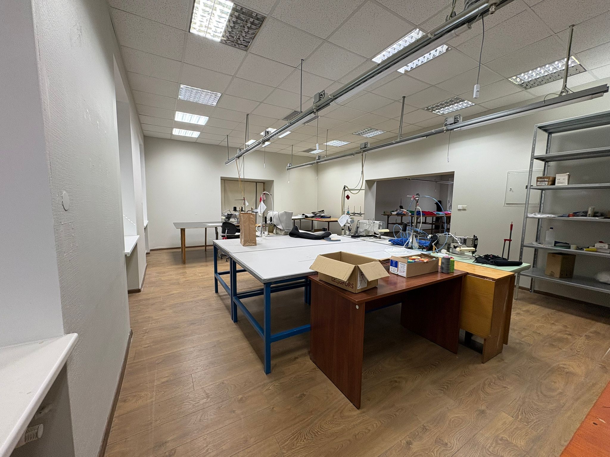 Iznomā ražošanas telpas, Mazā Juglas iela - Attēls 1