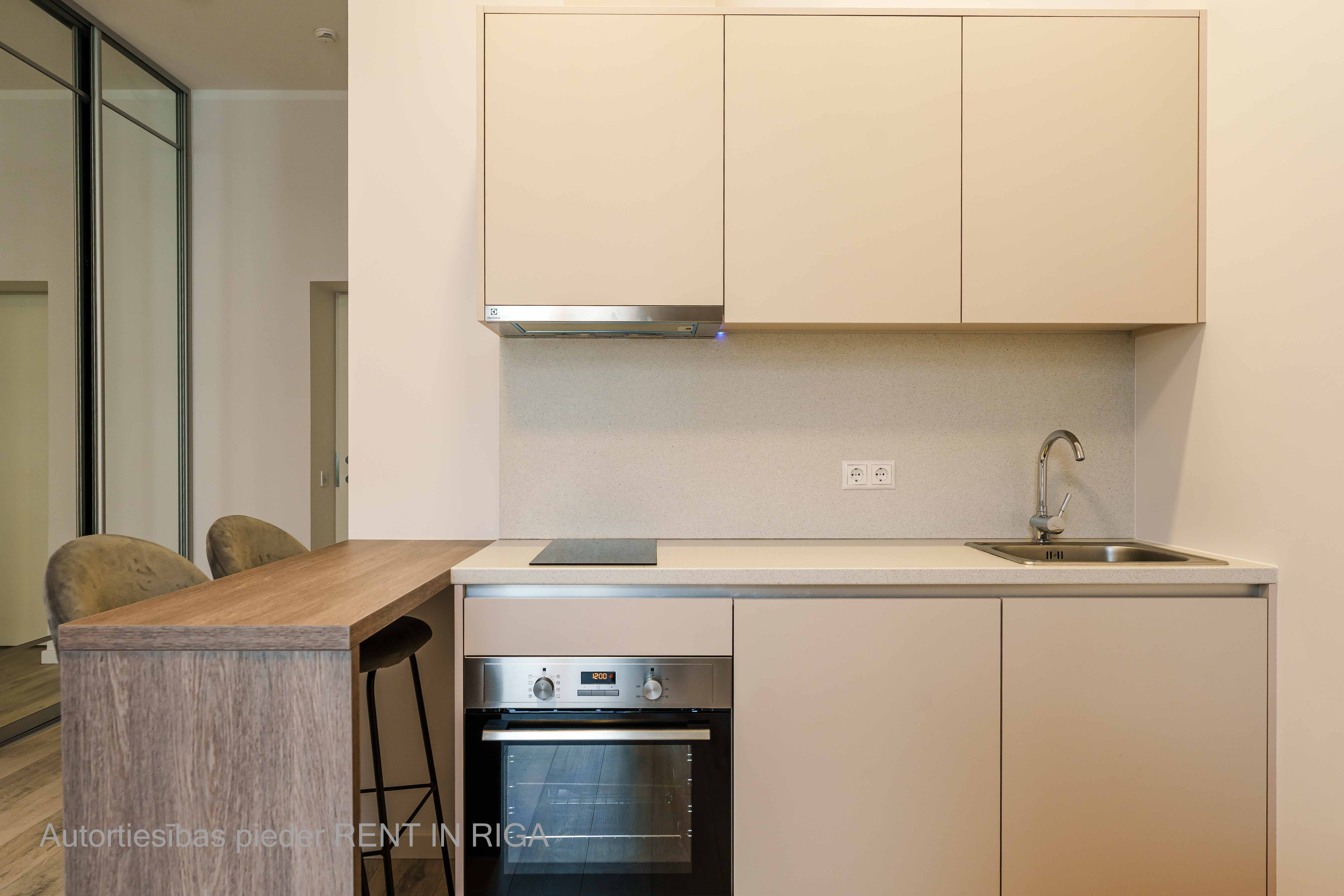 Apartment for rent, Pulkveža Brieža street 10 - Image 1