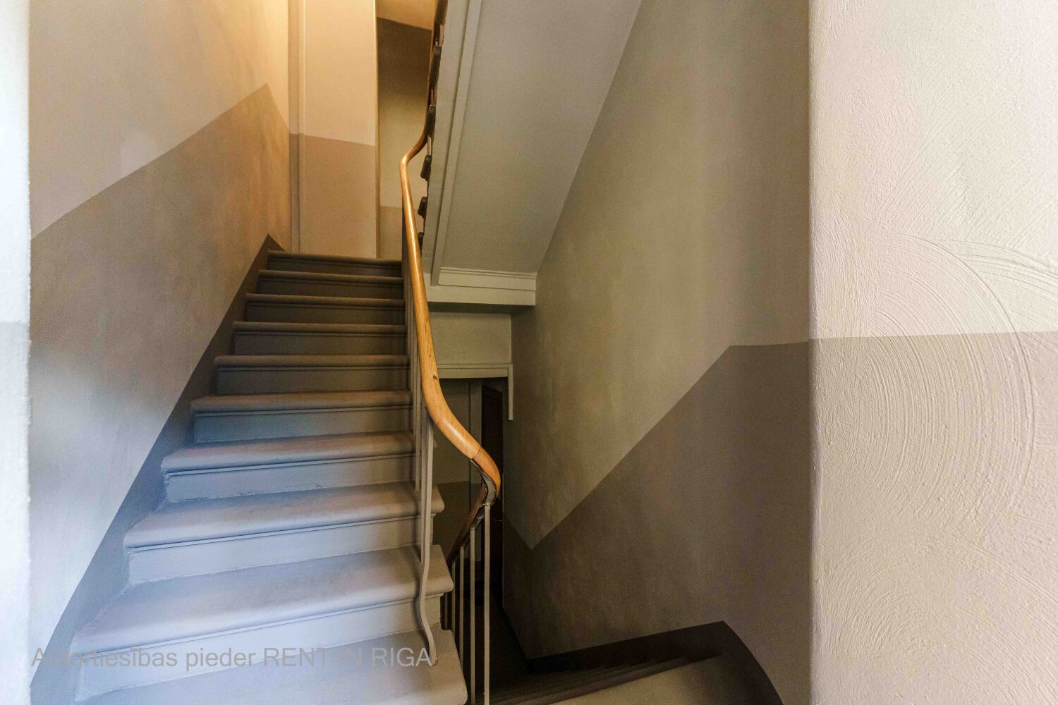 Apartment for rent, Dzirnavu street 31 - Image 1