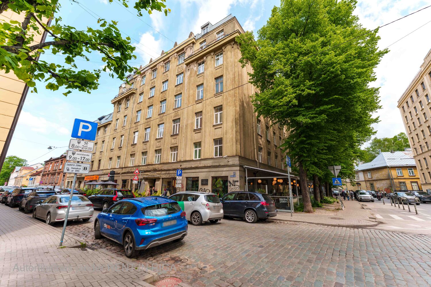 Apartment for rent, Dzirnavu street 31 - Image 1