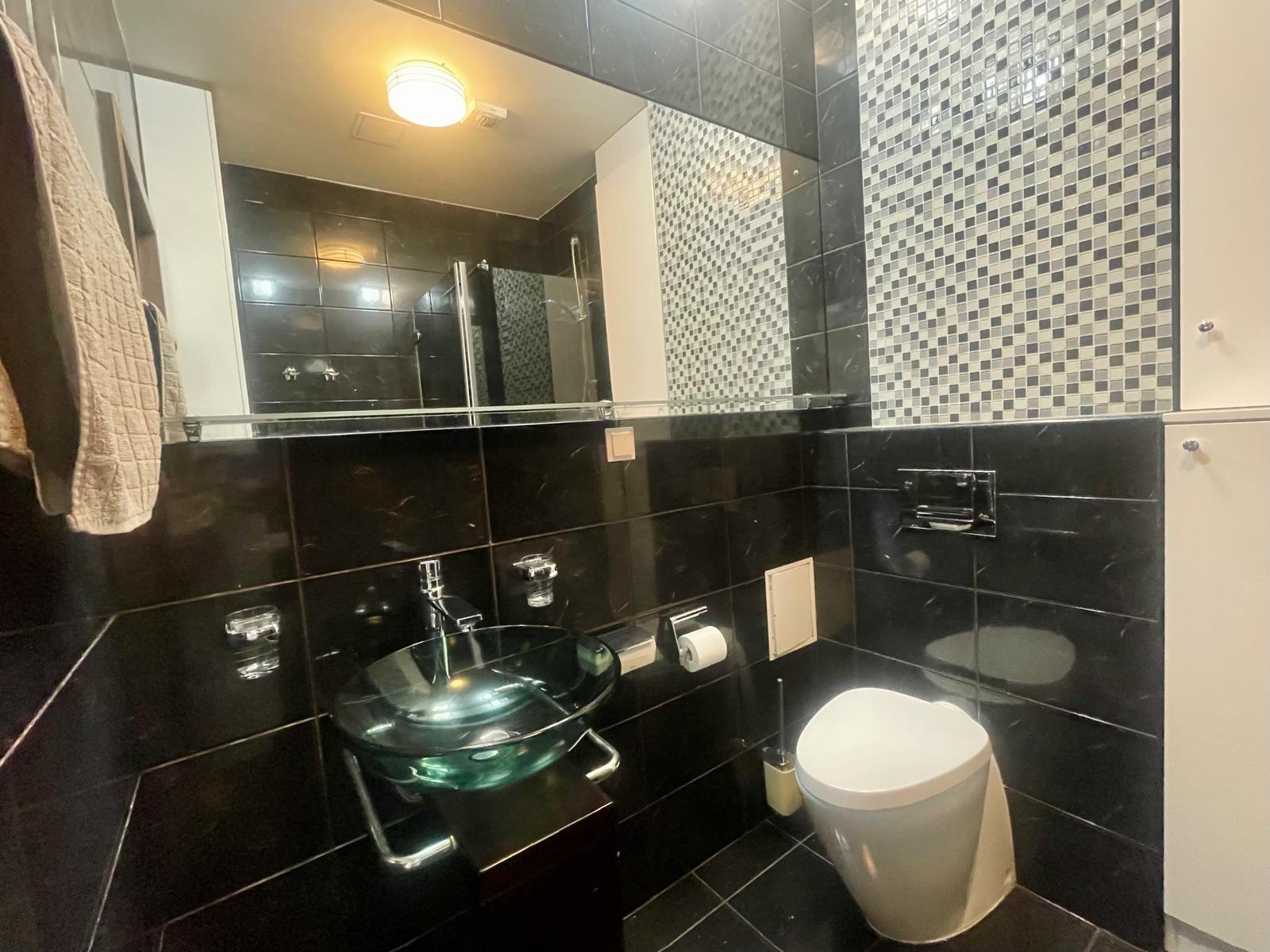 Apartment for rent, Republikas laukums street 3 - Image 1