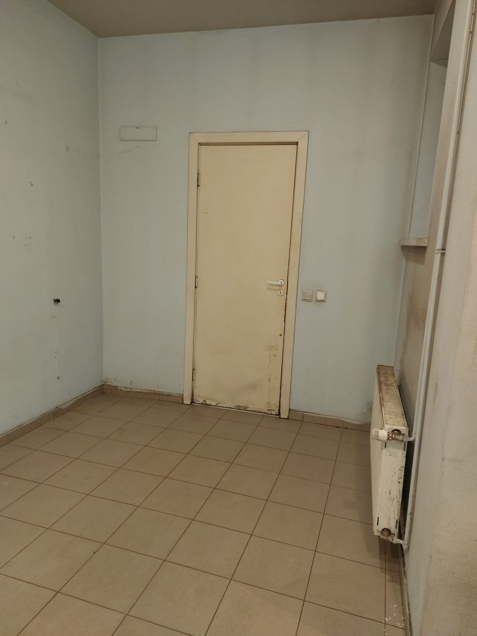 Iznomā noliktavu, Nometņu iela - Attēls 1