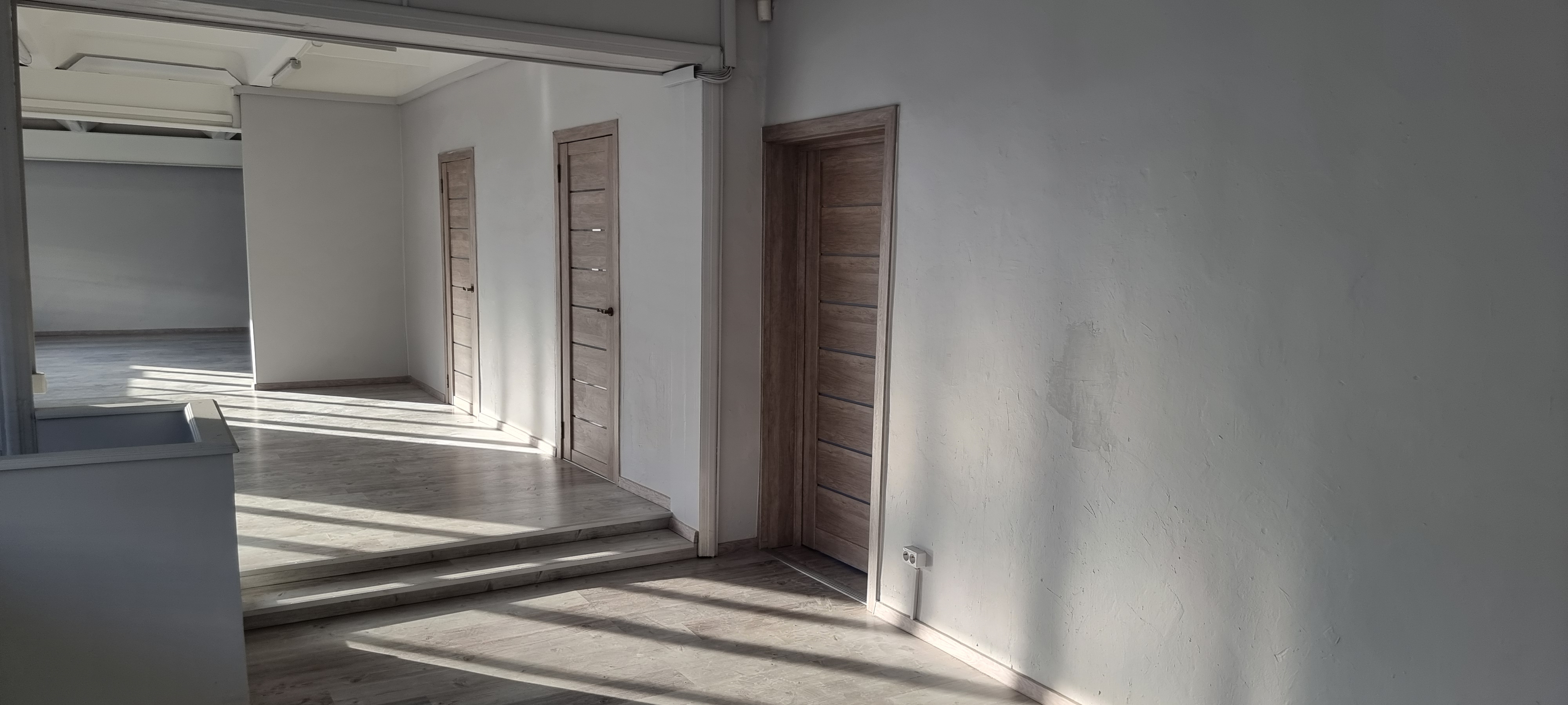 Iznomā ražošanas telpas, Juglas iela - Attēls 1