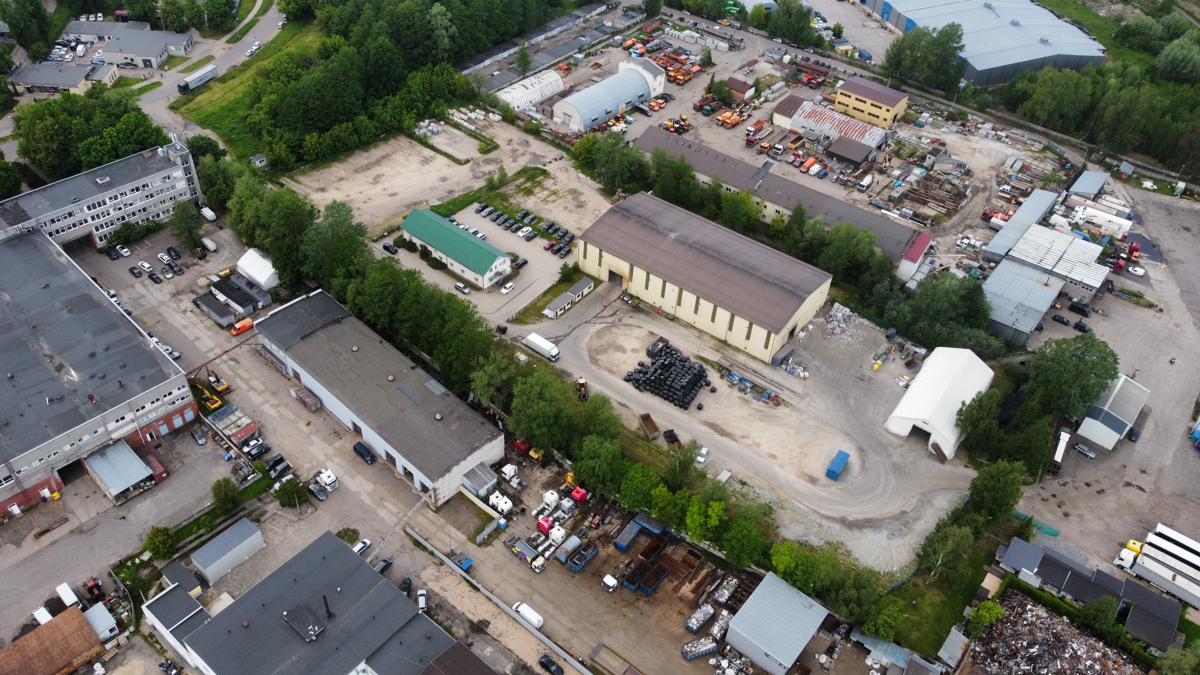 Pārdod zemi, Spilves iela - Attēls 1