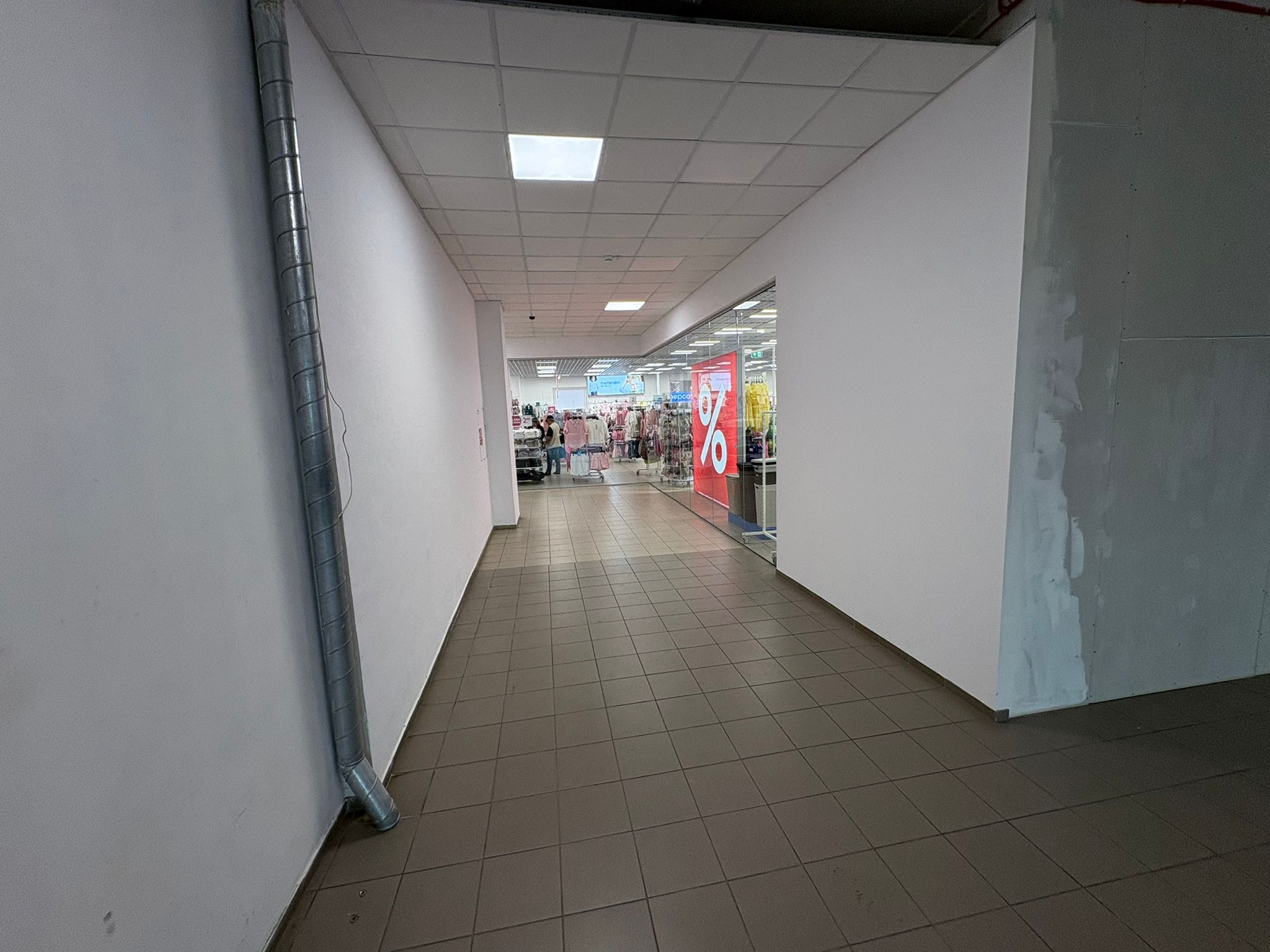 Iznomā tirdzniecības telpas, Strādnieku iela - Attēls 1