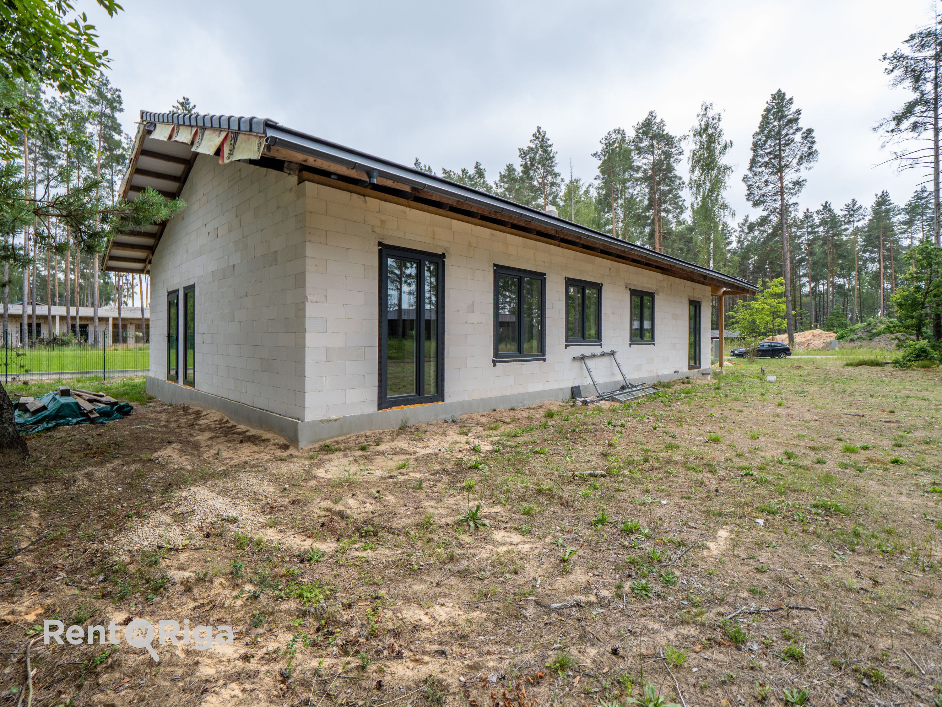 Pārdod māju, Irbeņu iela - Attēls 1