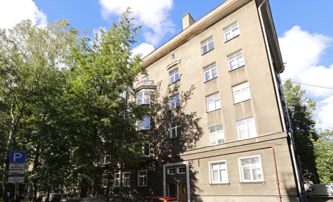 Pārdod dzīvokli, Alūksnes iela 2 - Attēls 1