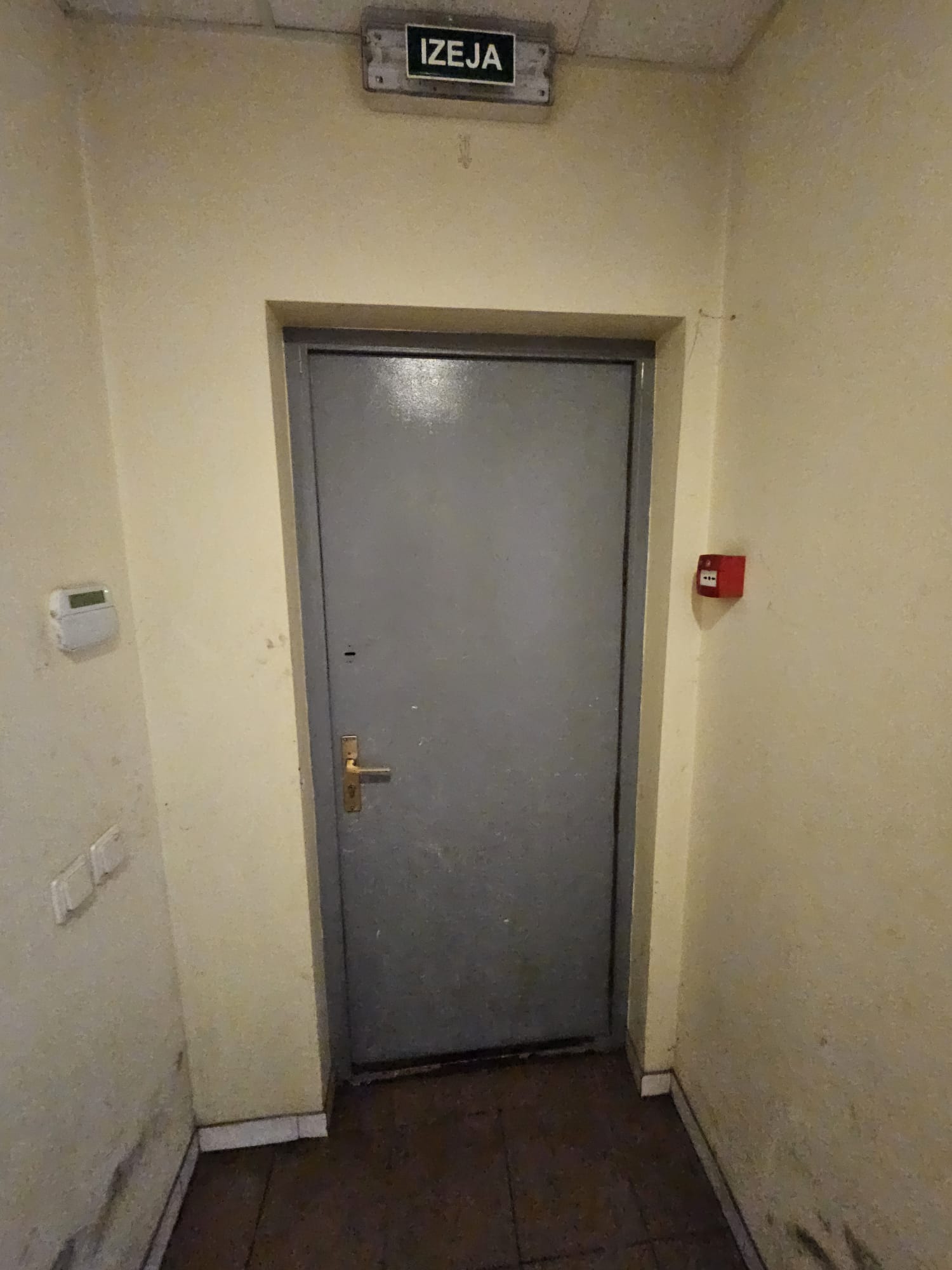 Pārdod zemi, Kurzemes iela - Attēls 1