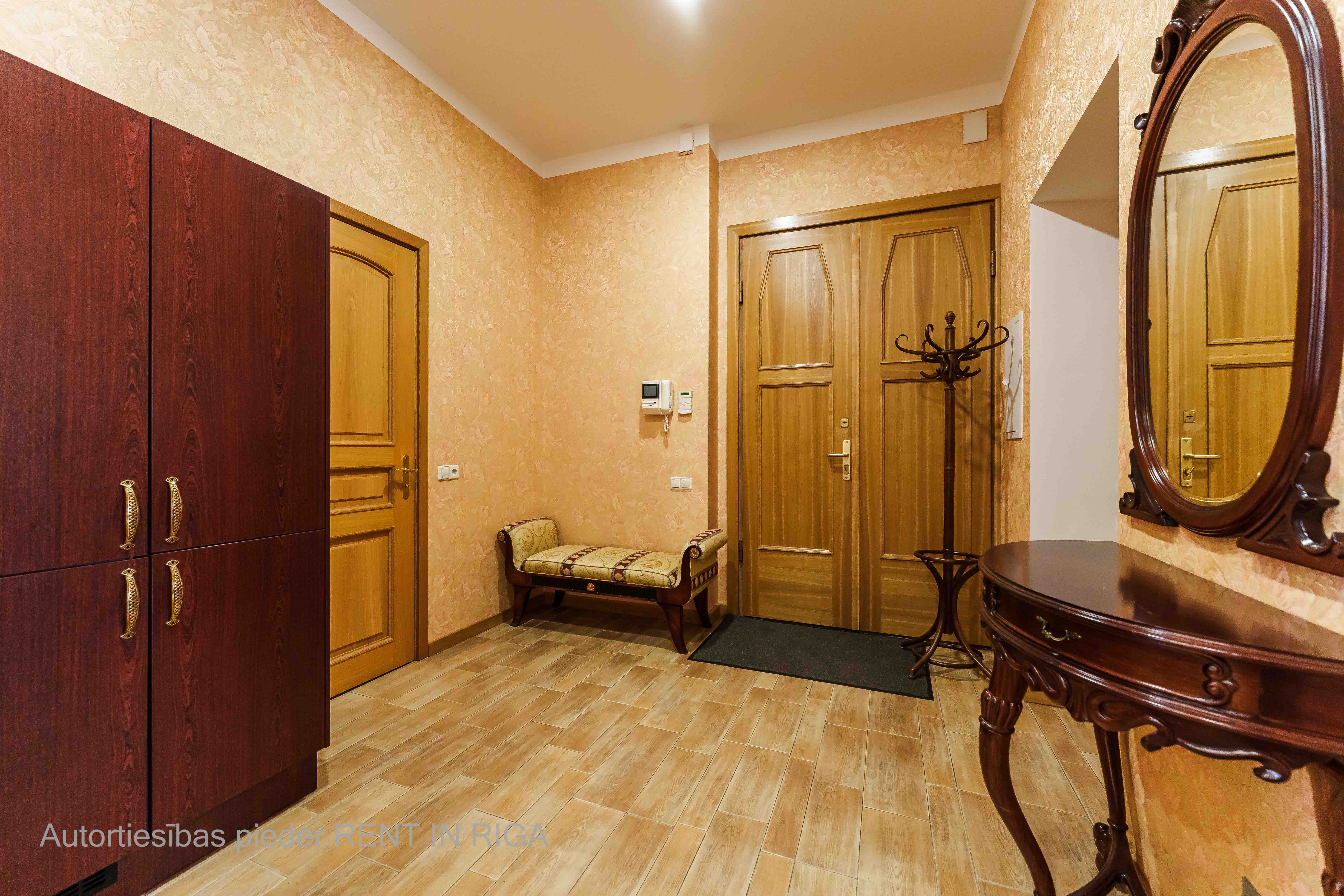 Продают квартиру, улица Ausekļa 5 - Изображение 1