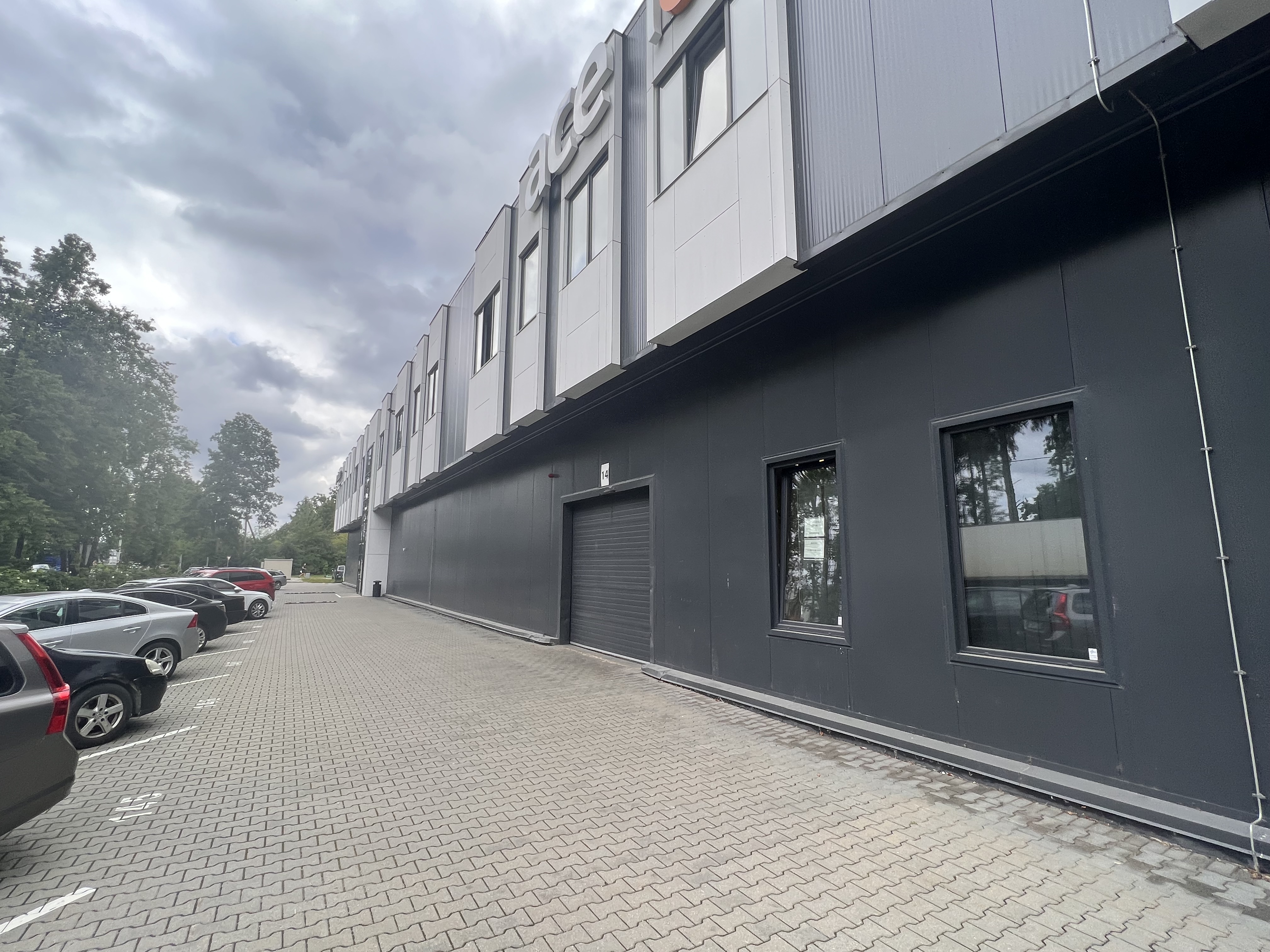 Iznomā noliktavu, Kalniņi iela - Attēls 1