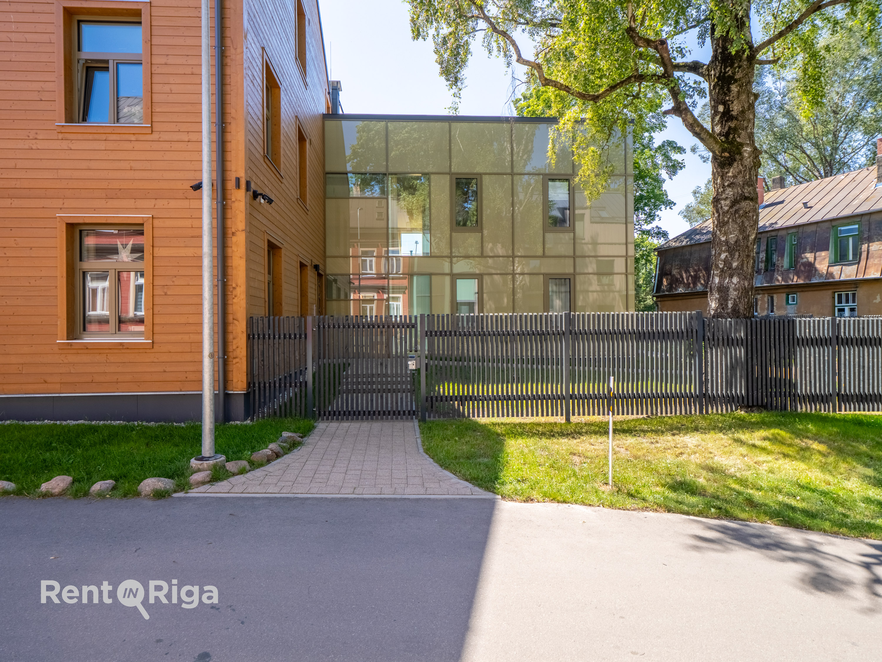 Сдают квартиру, улица Eduarda Smiļģa 25 - Изображение 1