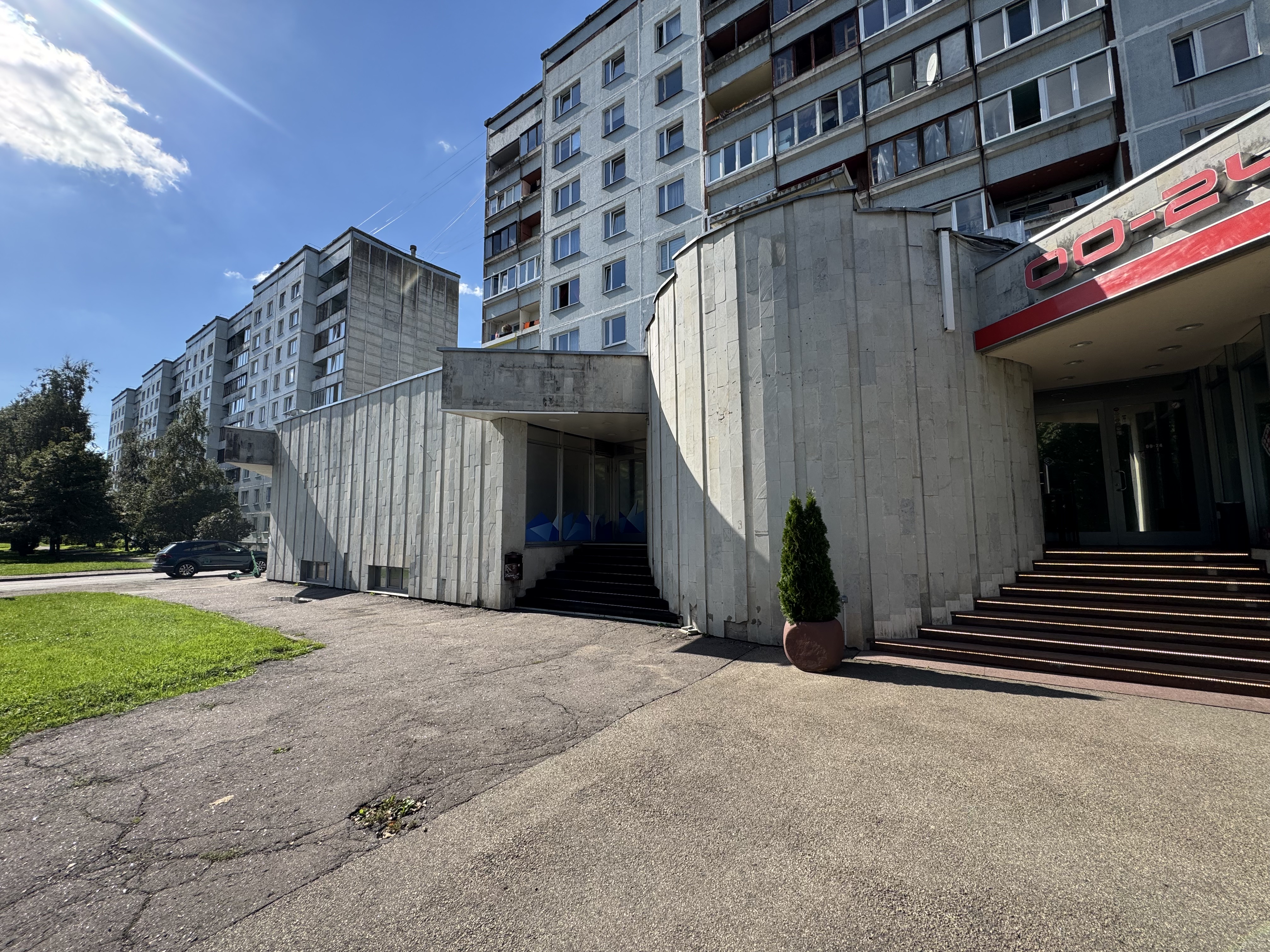 Iznomā tirdzniecības telpas, Saharova iela - Attēls 1