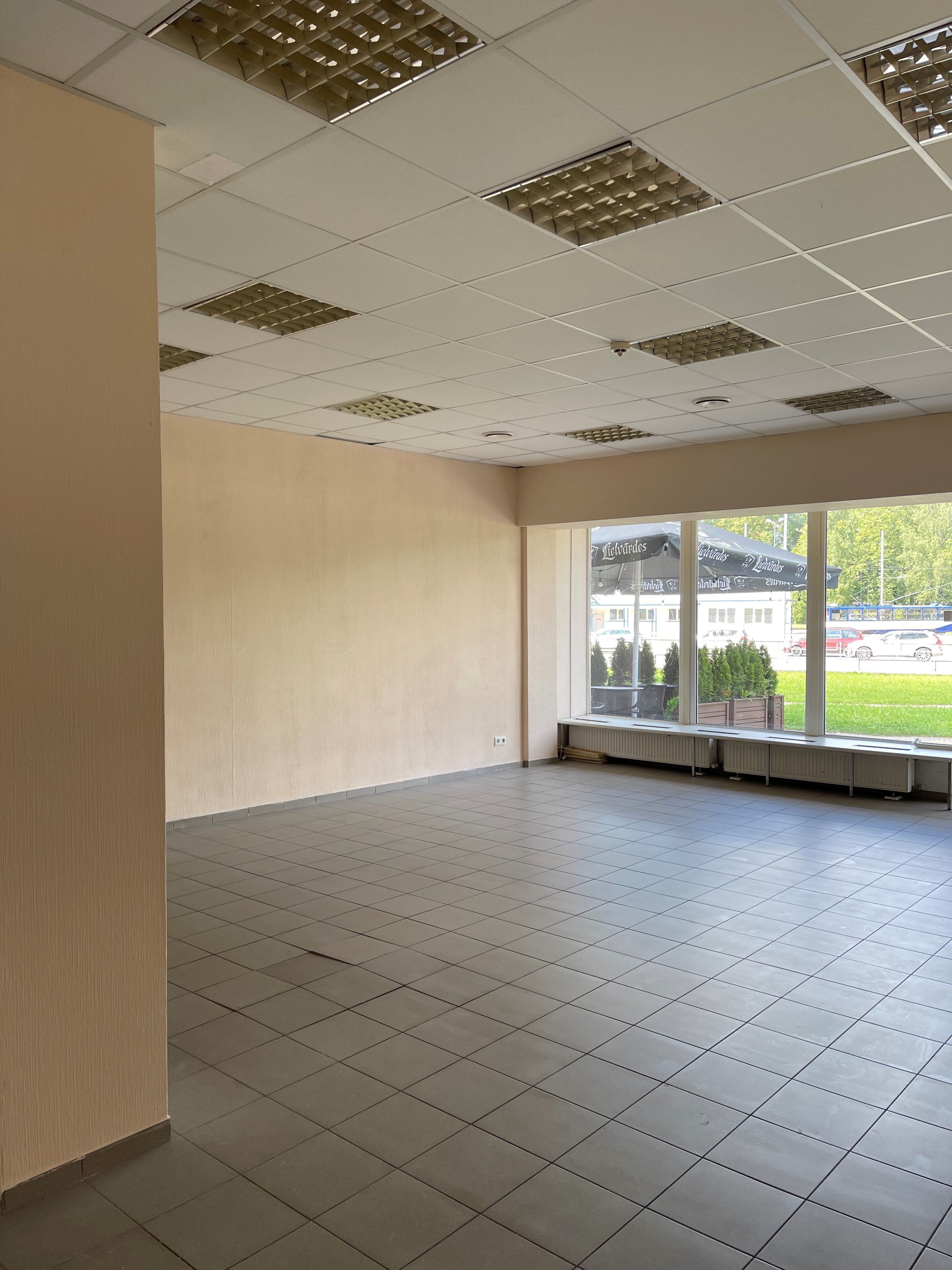 Iznomā tirdzniecības telpas, Brīvības gatve iela - Attēls 1