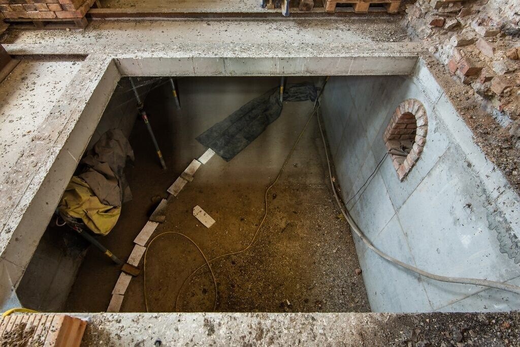 Property building for sale, Zirgu street - Image 1