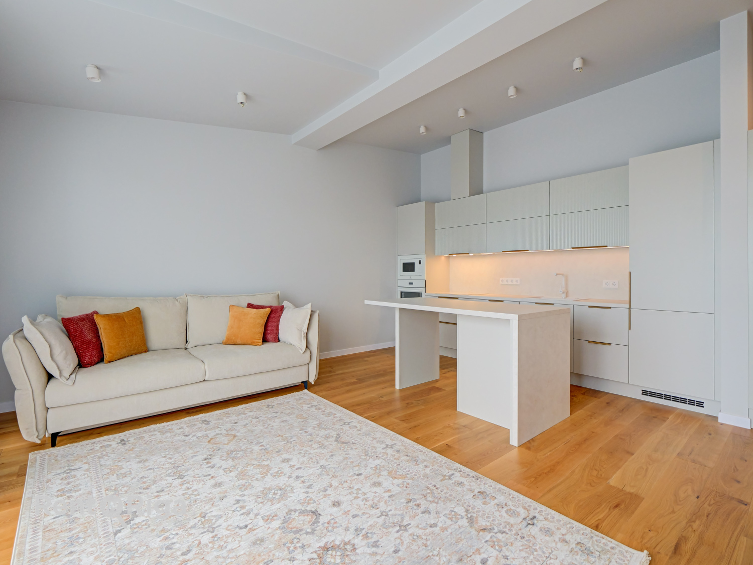 Apartment for rent, Kolkasraga street 12 - Image 1