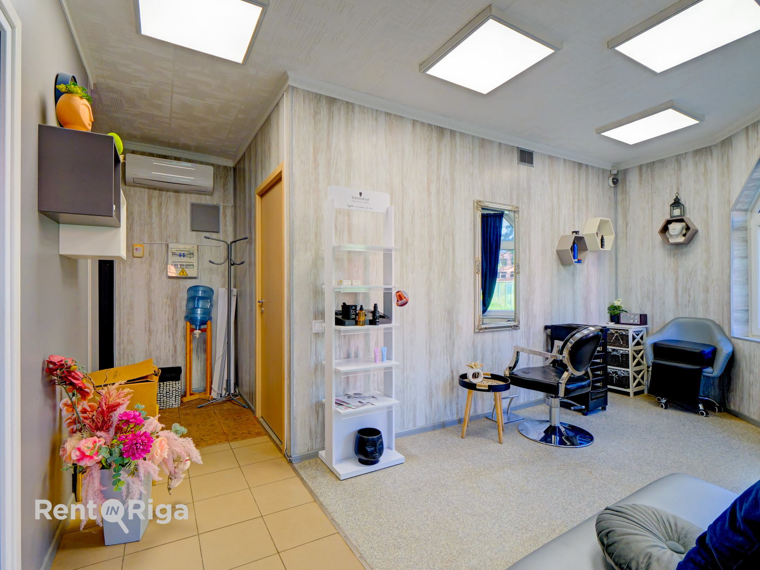 Retail premises for sale, Kurzemes prospekts street - Image 1