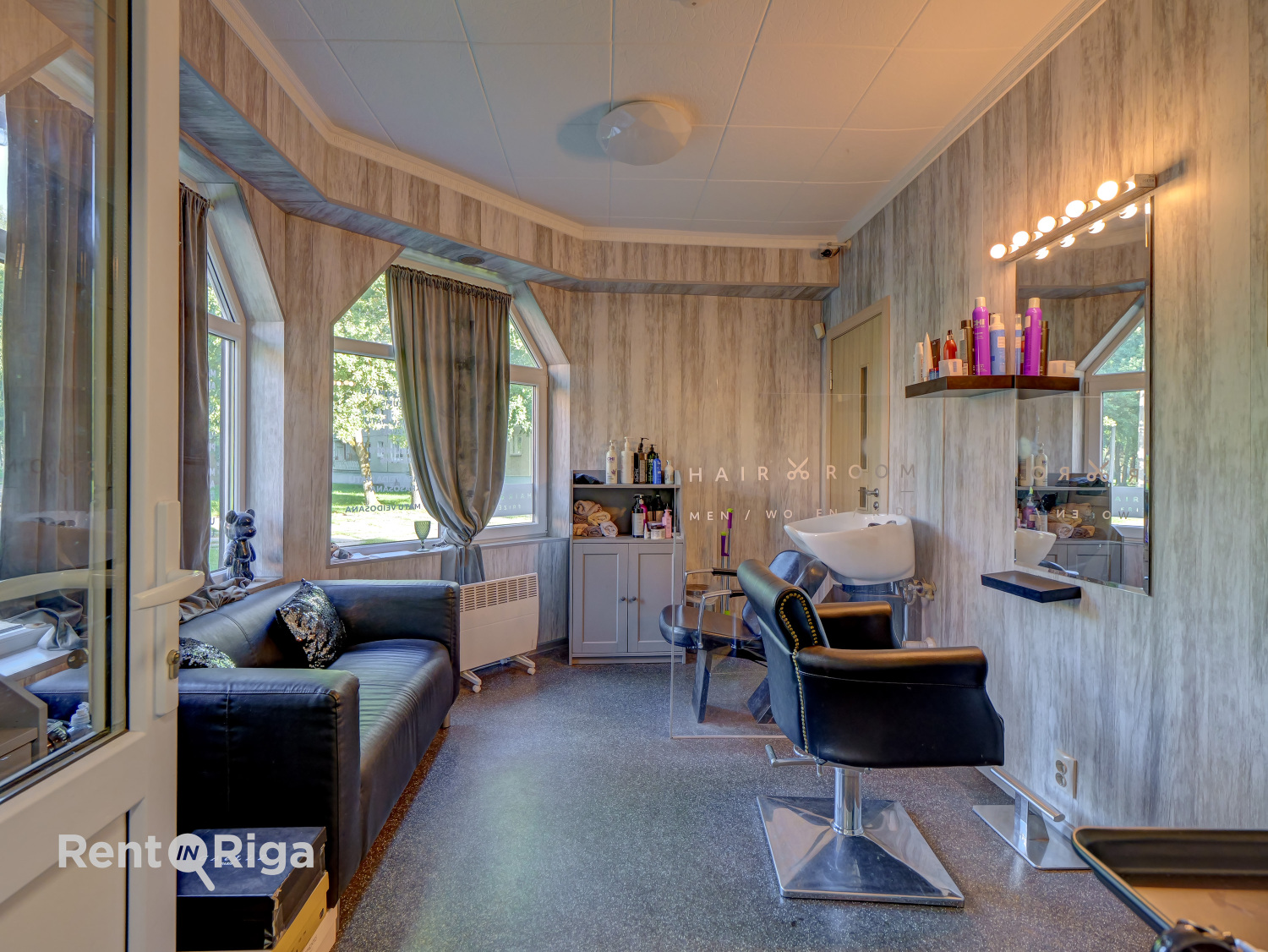 Retail premises for sale, Kurzemes prospekts street - Image 1