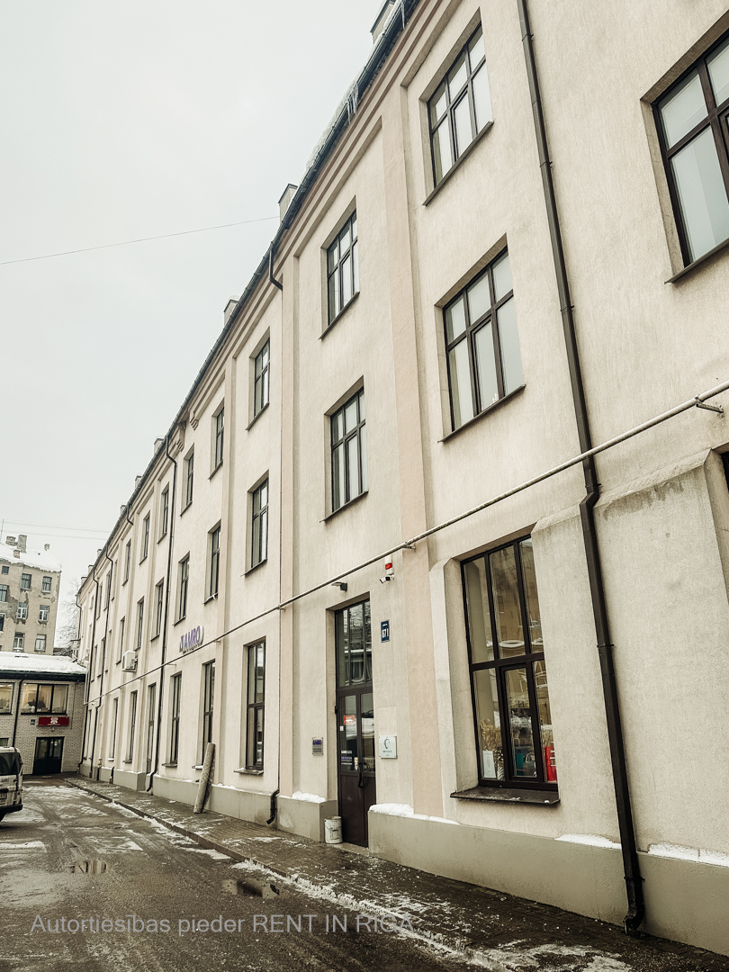 Iznomā biroju, Lāčplēša iela - Attēls 1