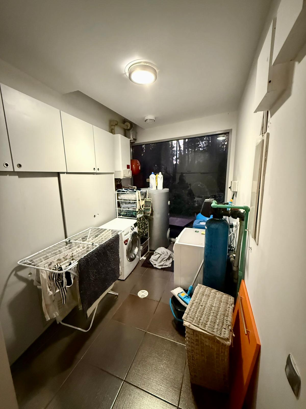 Pārdod māju, Dzintara iela - Attēls 1