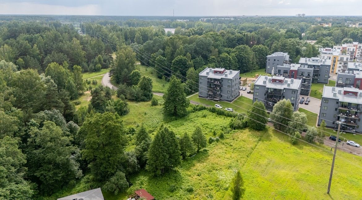 Pārdod zemi, Šautuves iela - Attēls 1
