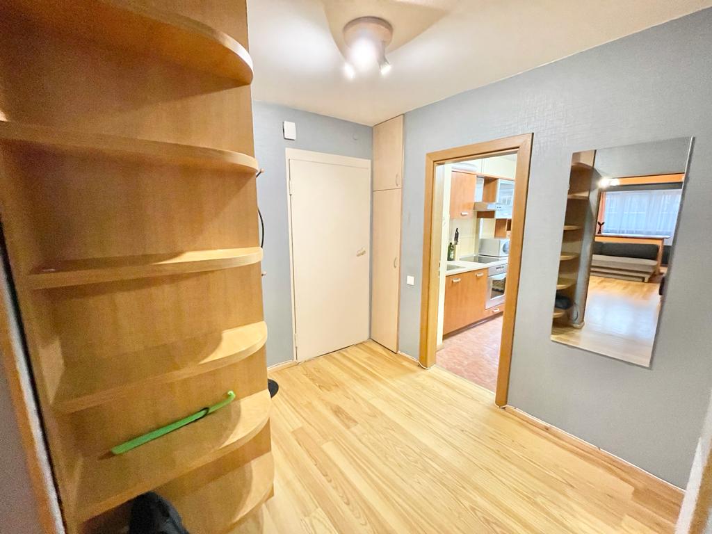 Pārdod dzīvokli, Miera iela 90 - Attēls 1