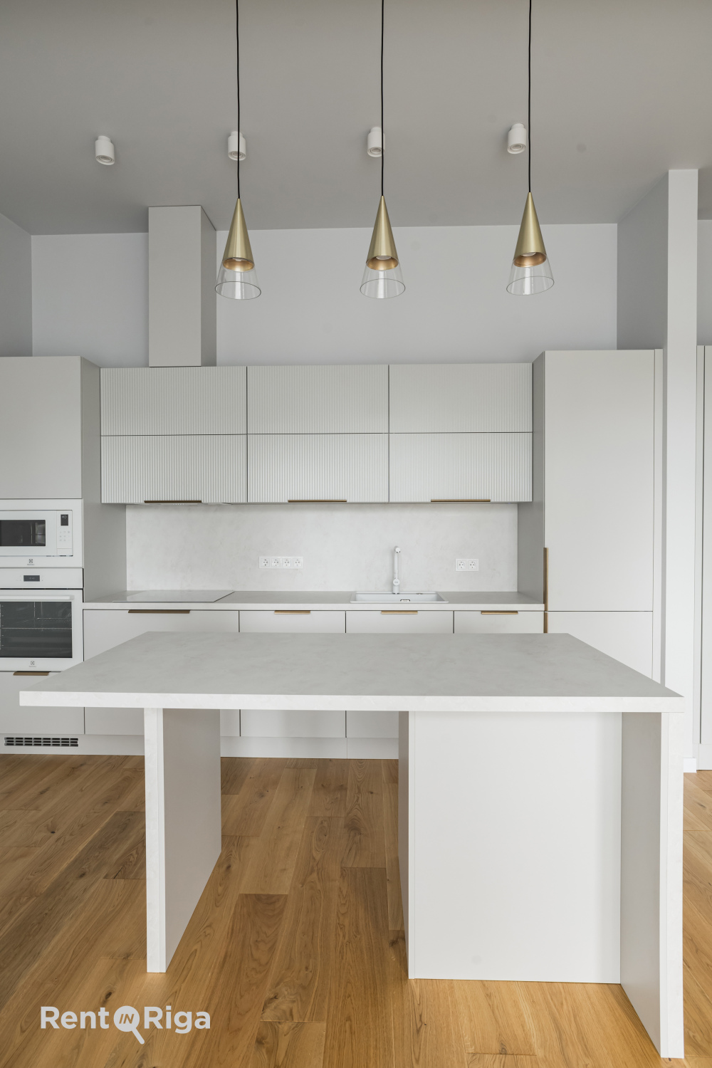 Apartment for rent, Kolkasraga street 12 - Image 1