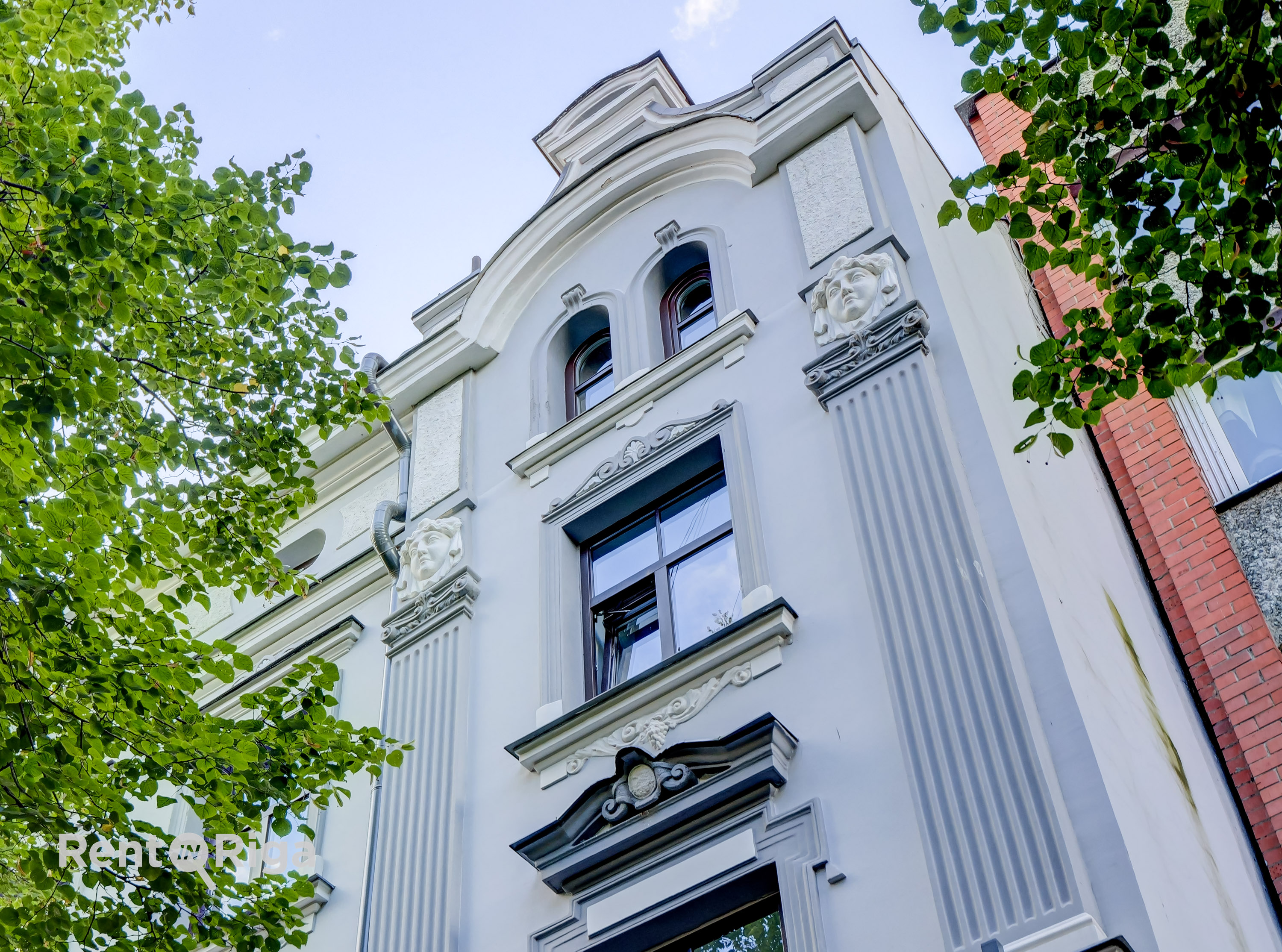 Pārdod dzīvokli, Alauksta iela 4 - Attēls 1