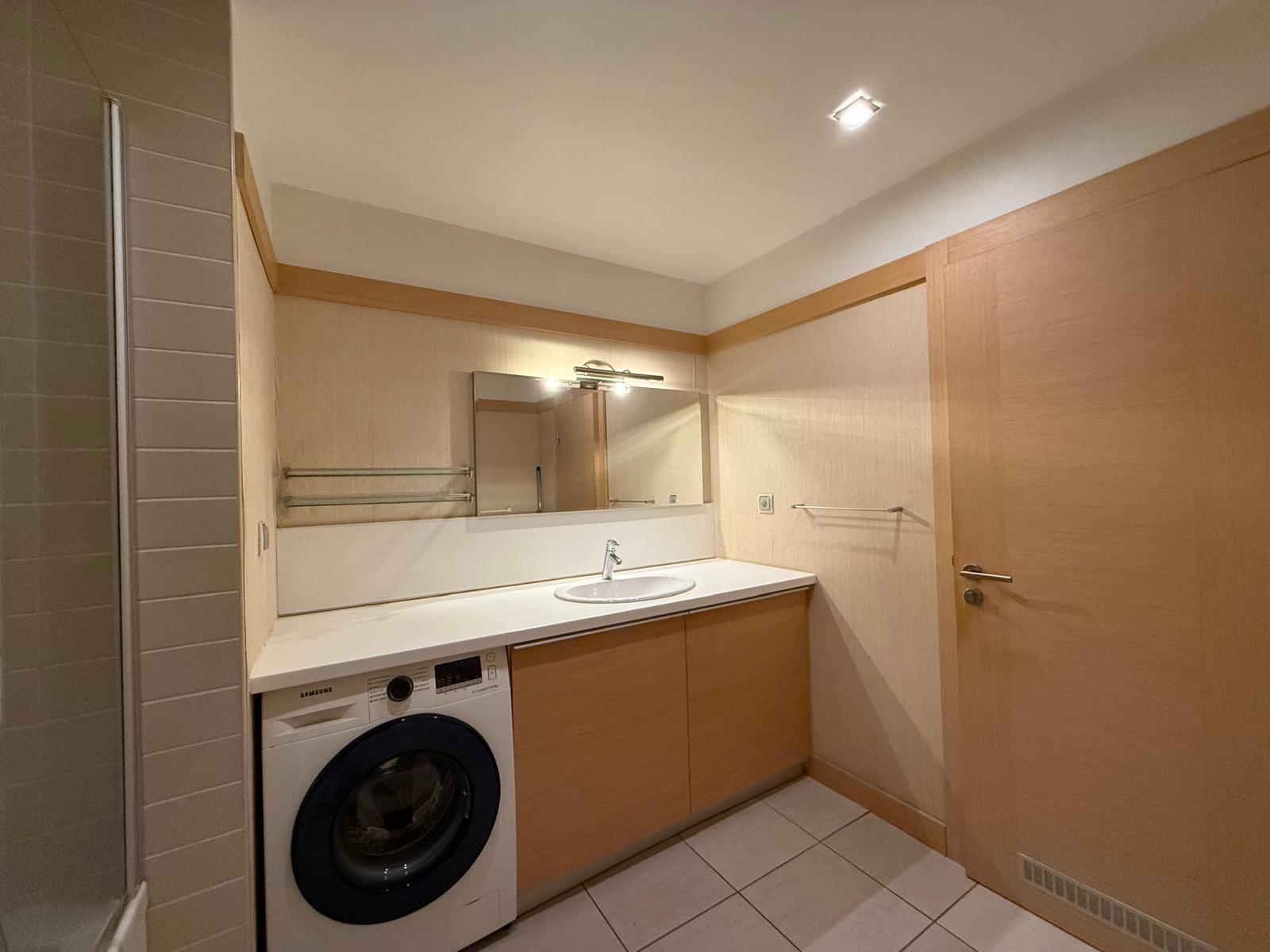 Pārdod dzīvokli, Lielirbes iela 11 - Attēls 1