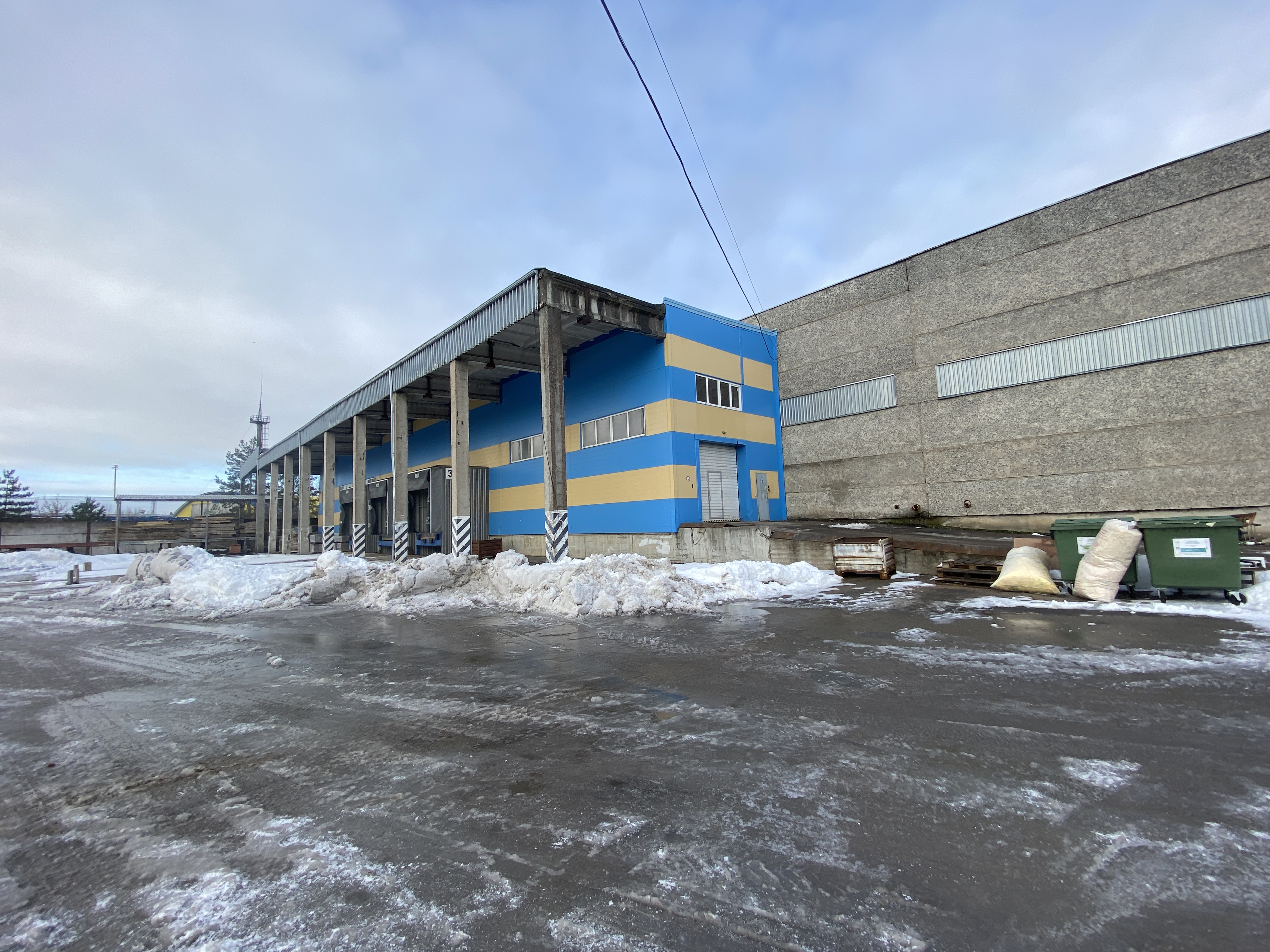 Iznomā noliktavu, Meirānu iela - Attēls 1