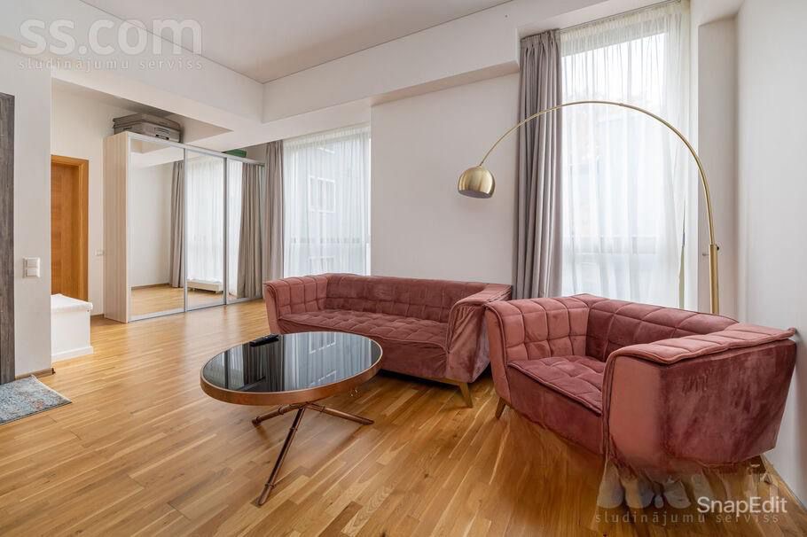 Pārdod dzīvokli, Dubultu prospekts iela 33 - Attēls 1