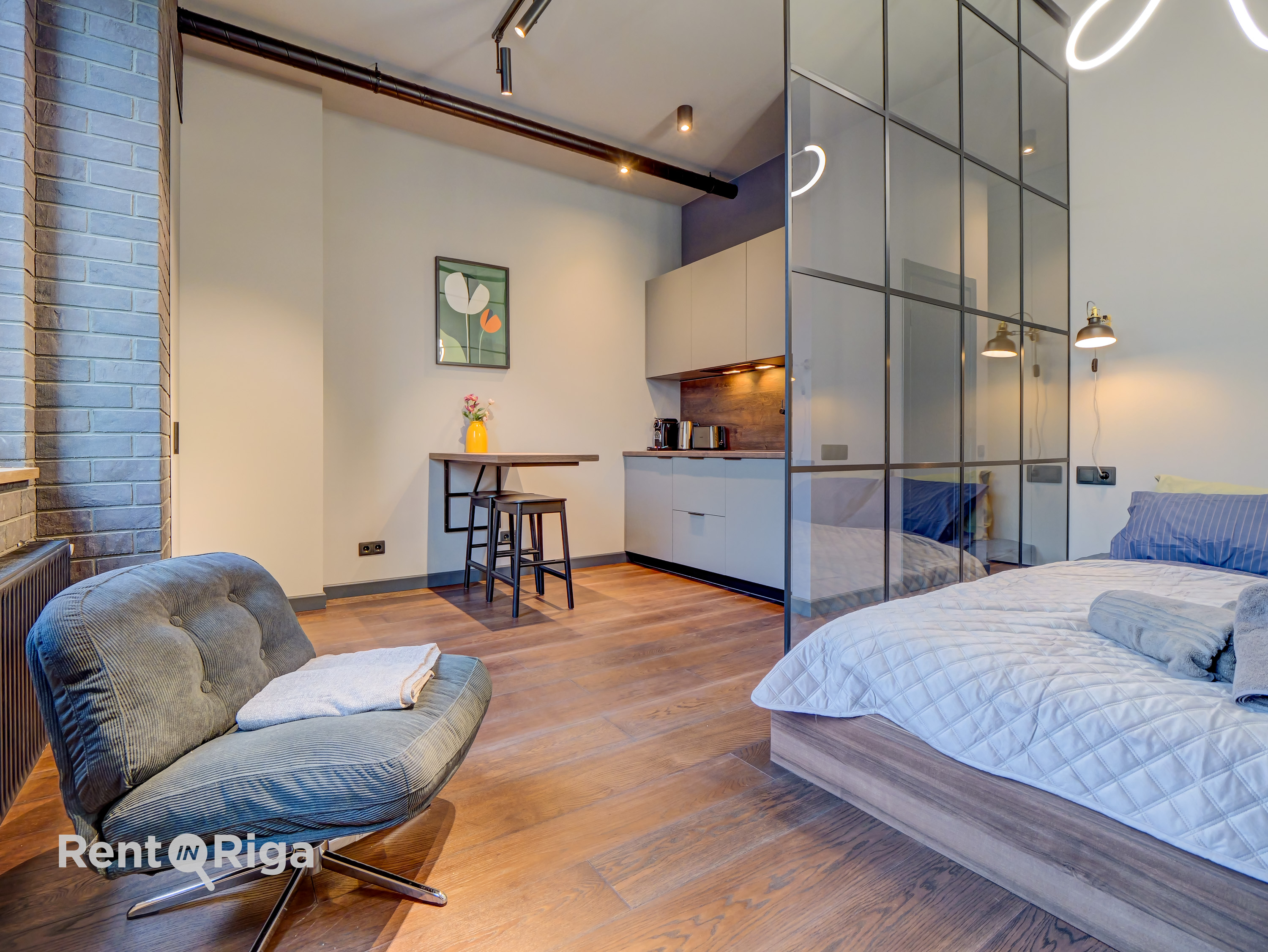 Pārdod dzīvokli, Ernesta Birznieka Upīša iela 20a - Attēls 1