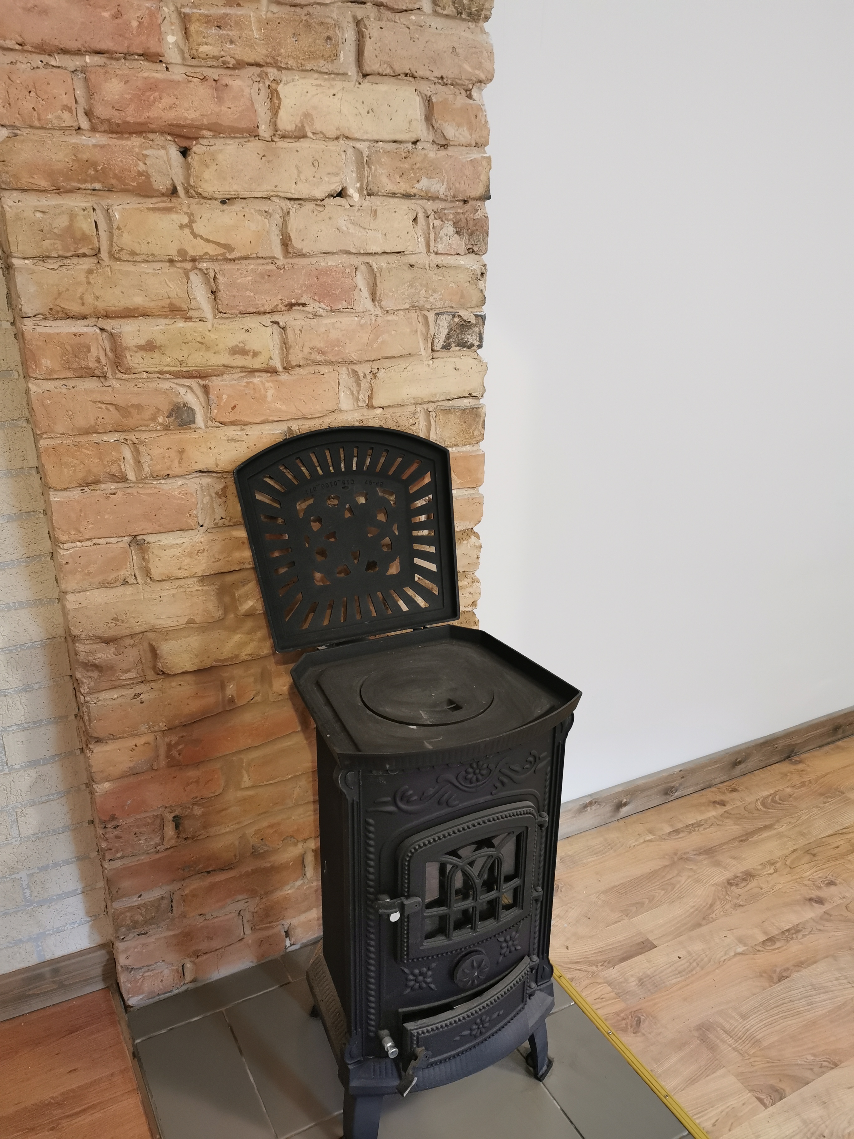 Property building for sale, Čiekurkalna street - Image 1