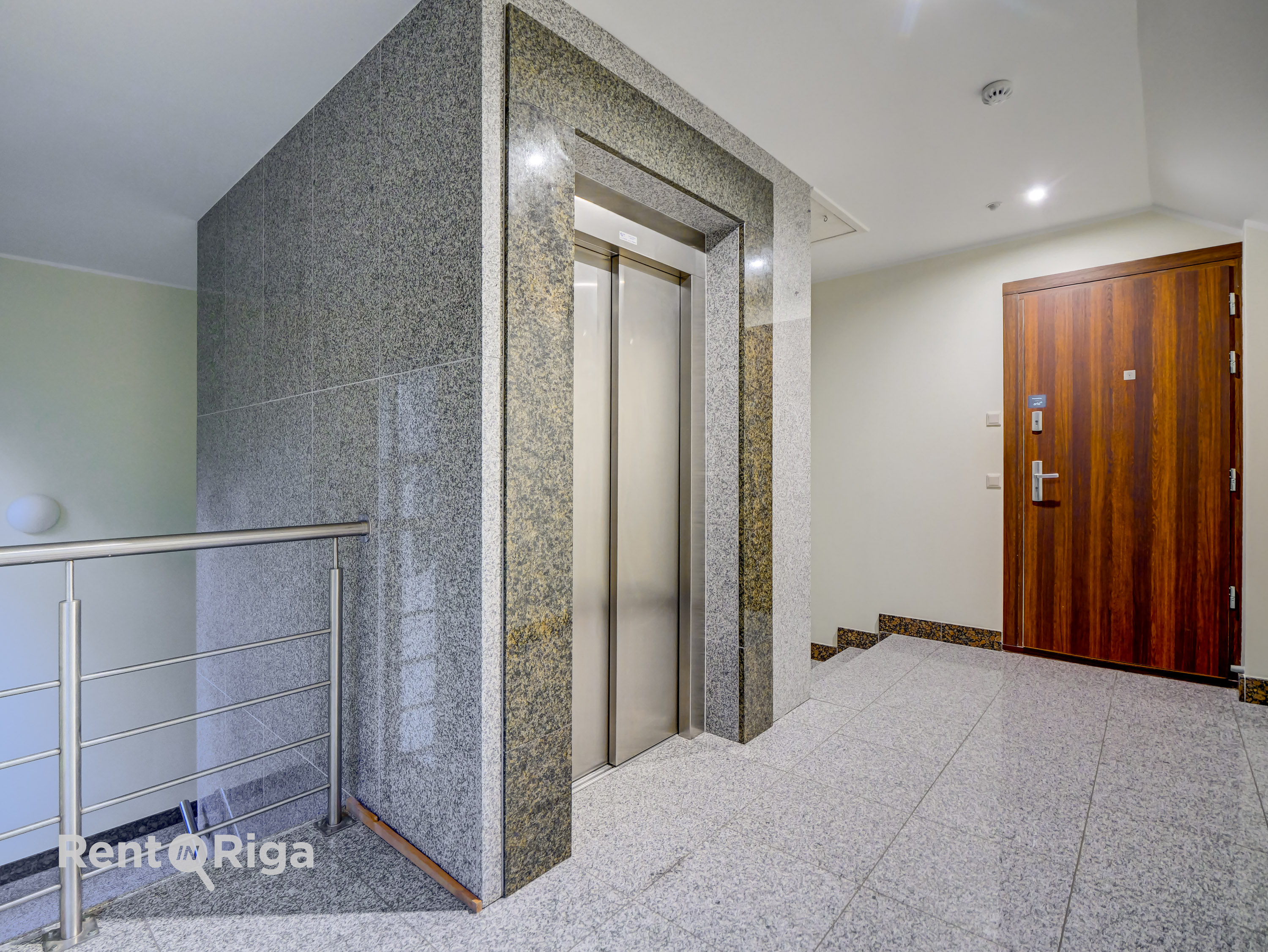 Pārdod dzīvokli, Brīvības gatve 446 - Attēls 1