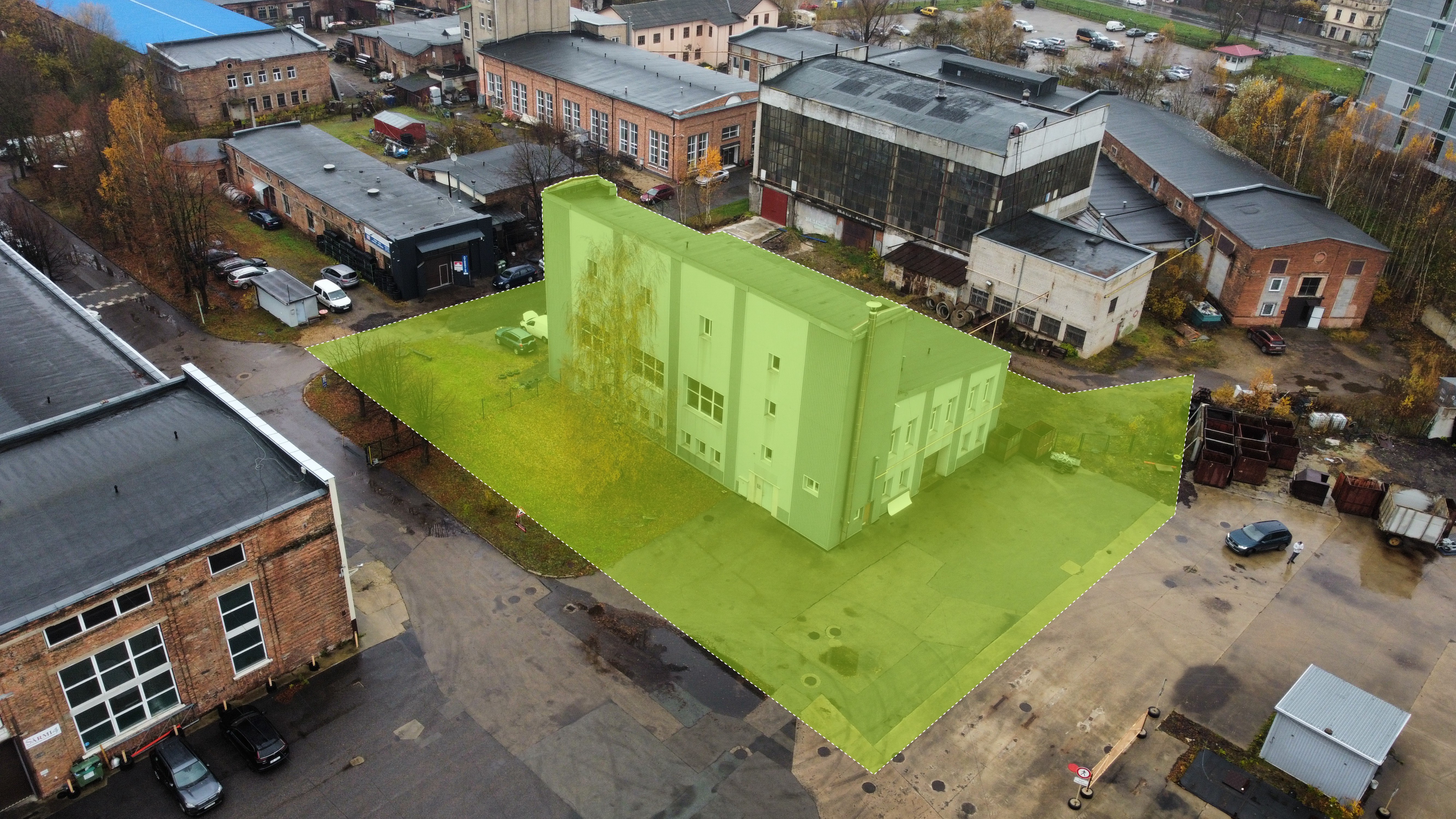 Pārdod noliktavu, Dambja iela - Attēls 1