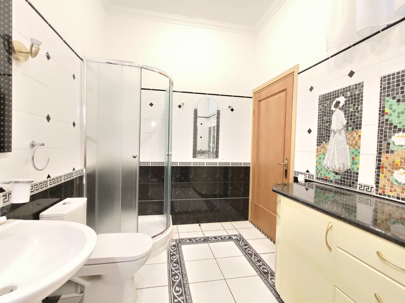 Pārdod dzīvokli, Vīlandes iela 5 - Attēls 1