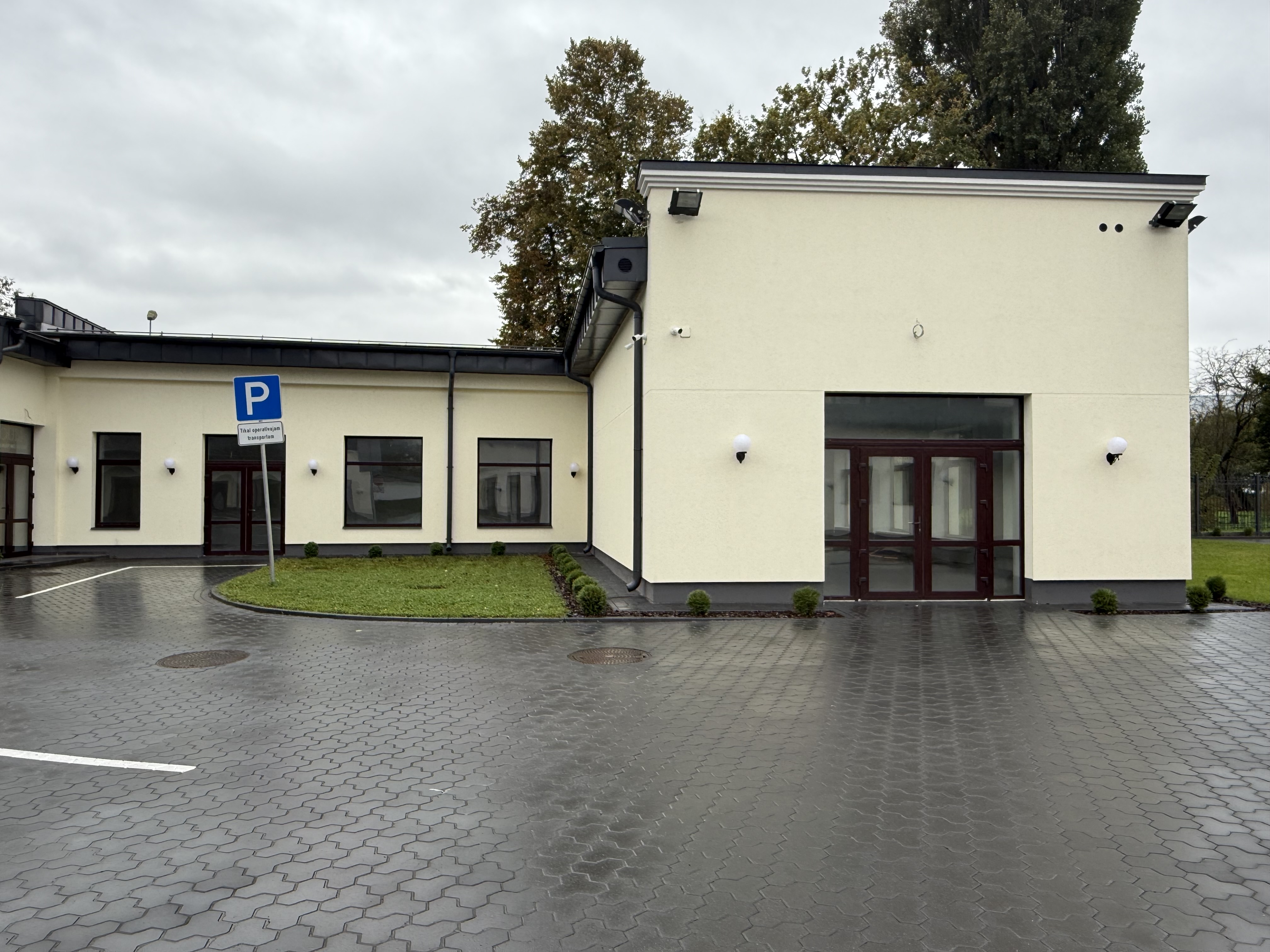 Iznomā tirdzniecības telpas, Katrīnas iela - Attēls 1