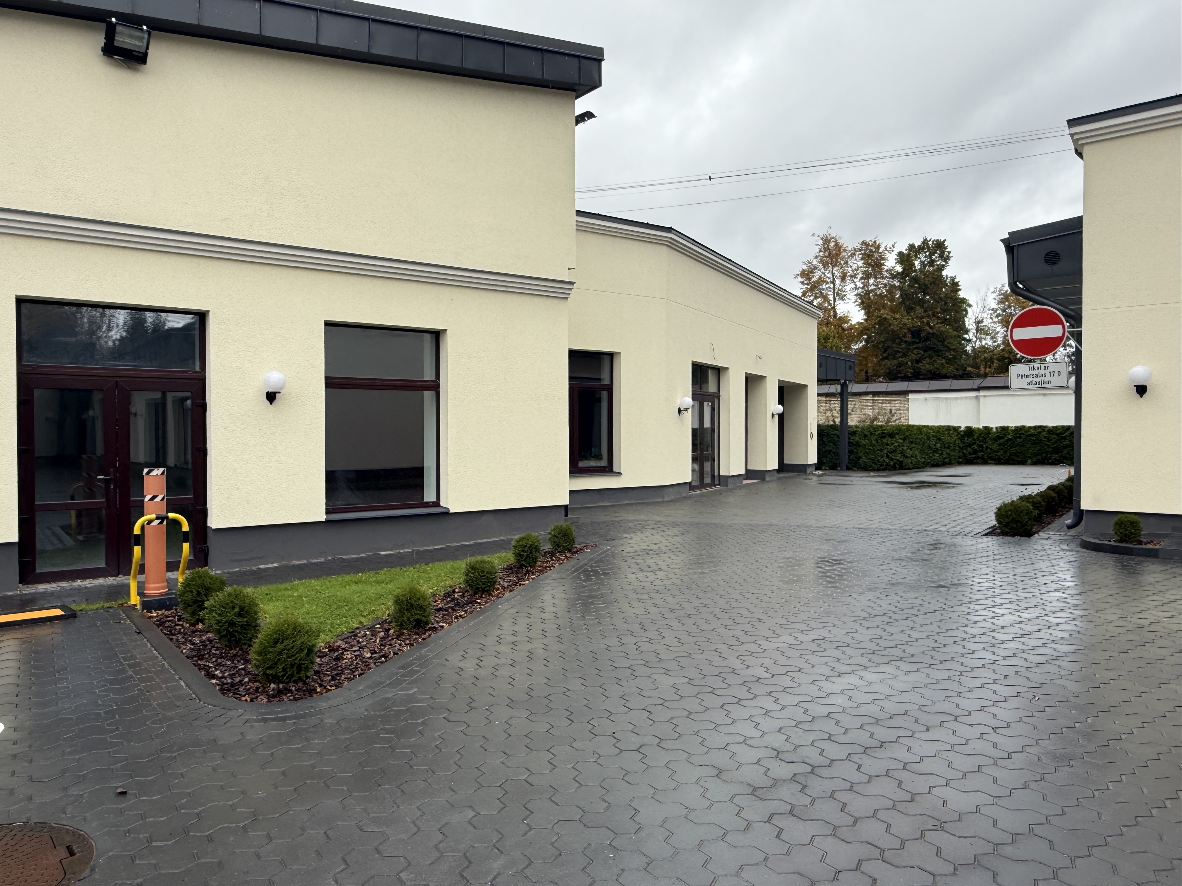 Iznomā tirdzniecības telpas, Katrīnas iela - Attēls 1