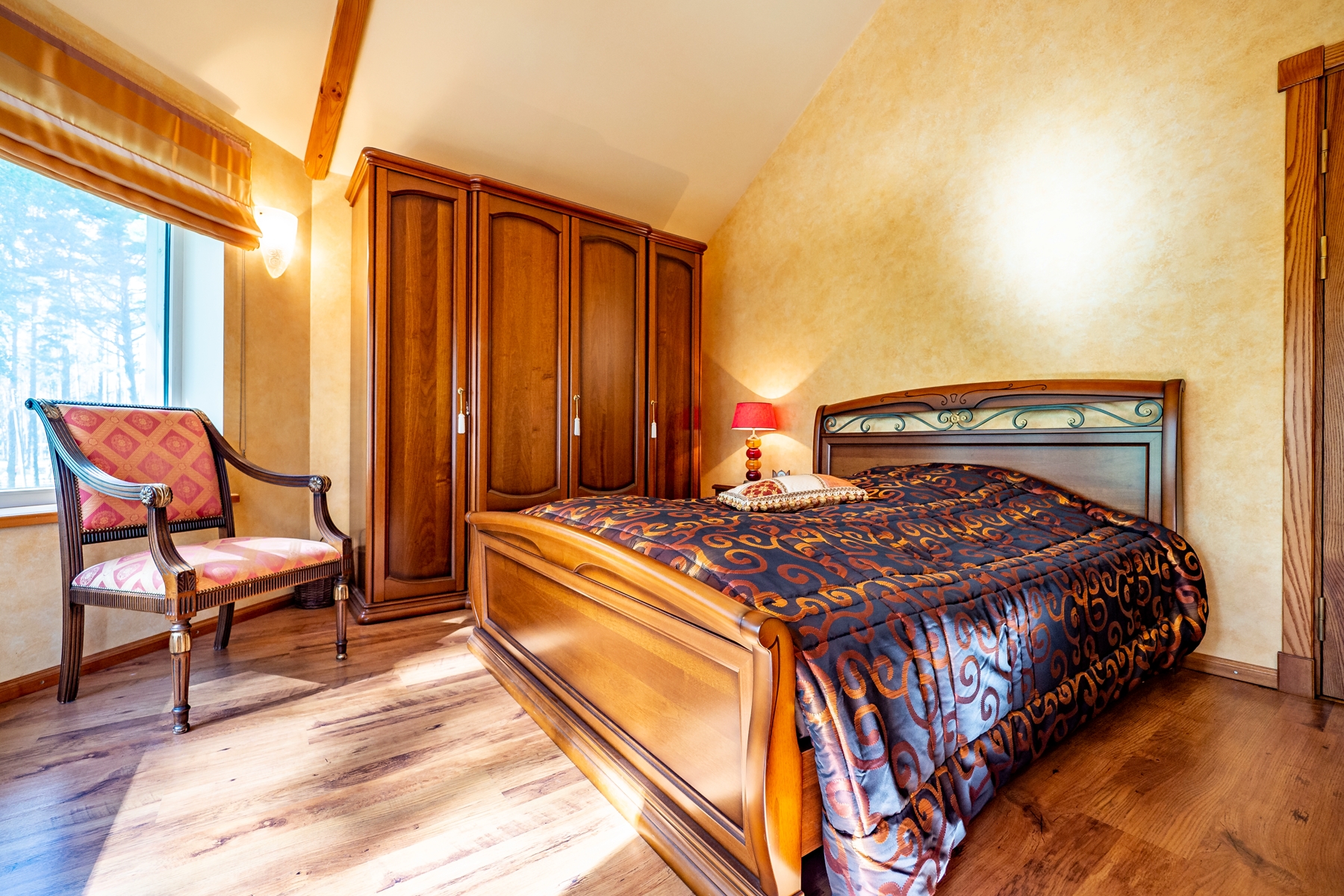 Pārdod māju, Pērļu iela - Attēls 1