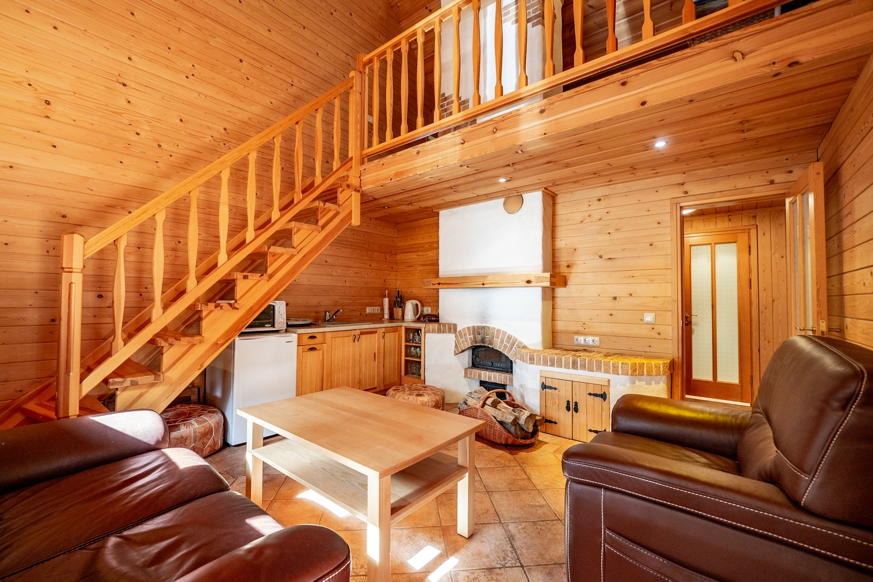 Pārdod māju, Pērļu iela - Attēls 1