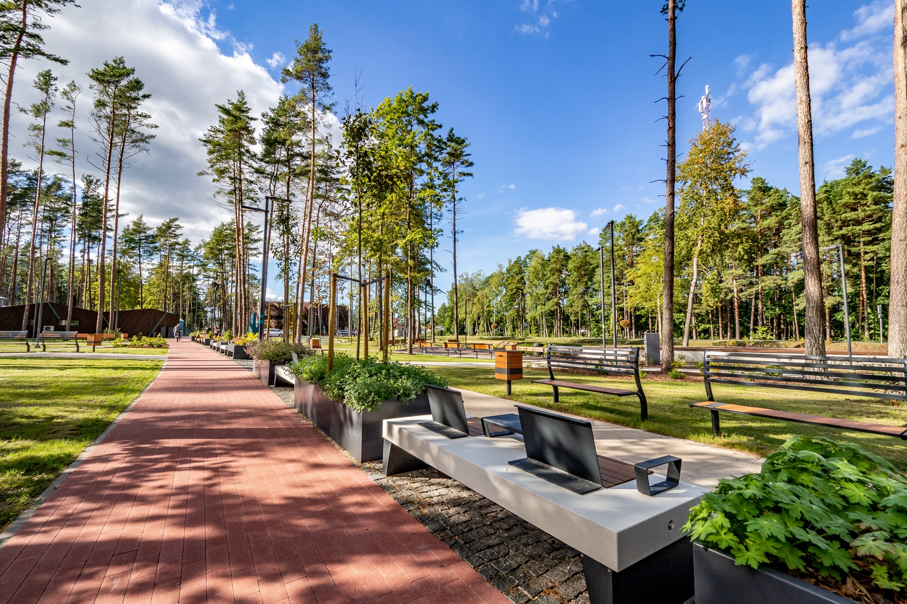 Pārdod māju, Pērļu iela - Attēls 1