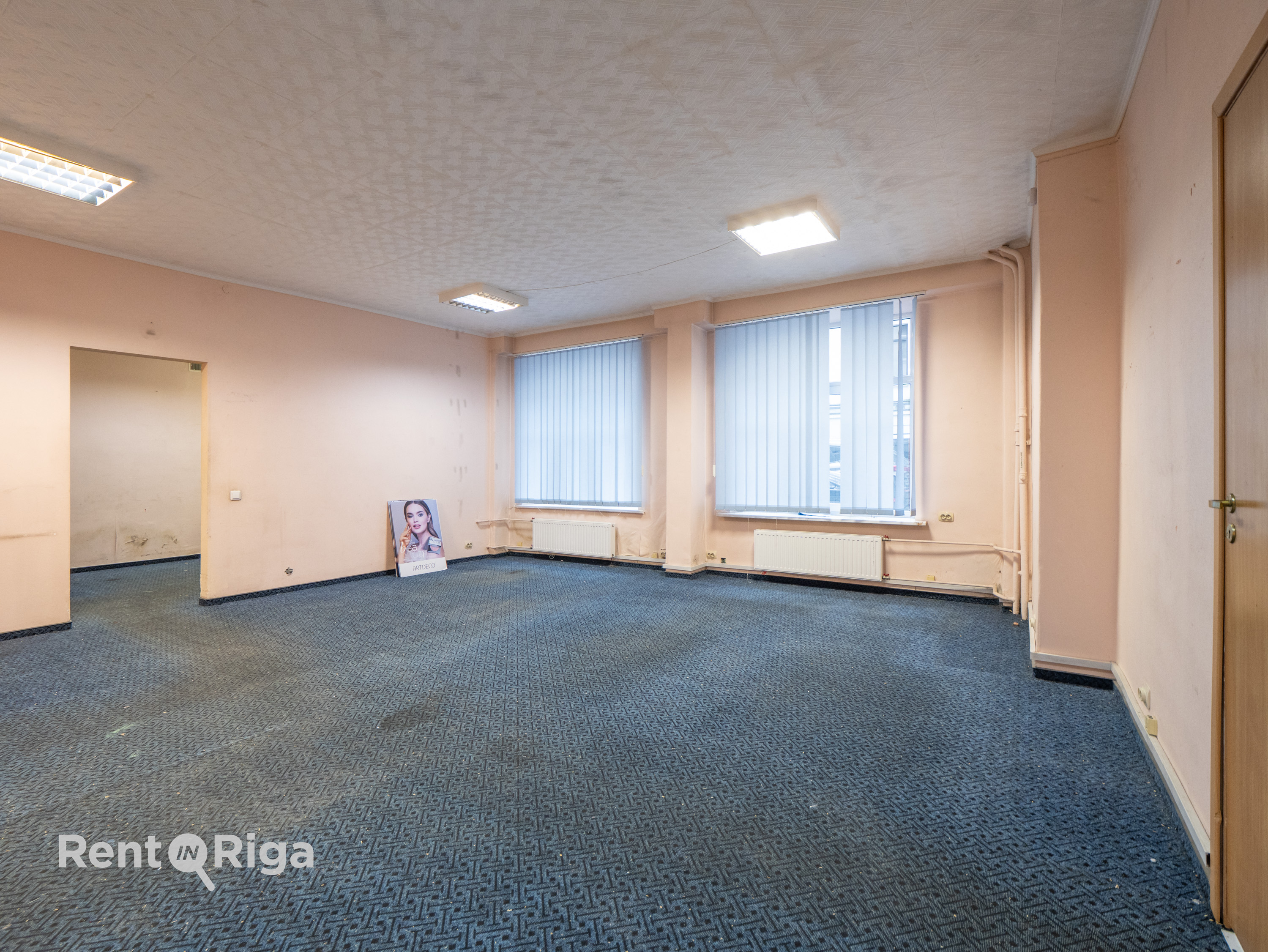 Iznomā noliktavu, Elizabetes iela - Attēls 1