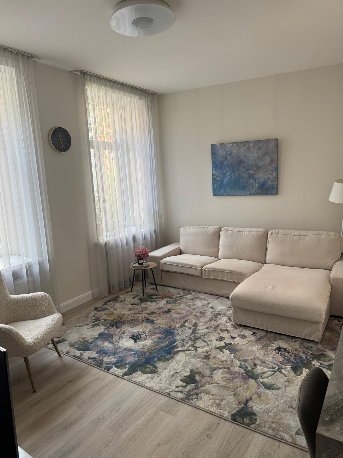 Izīrē dzīvokli, Miera iela 105 - Attēls 1