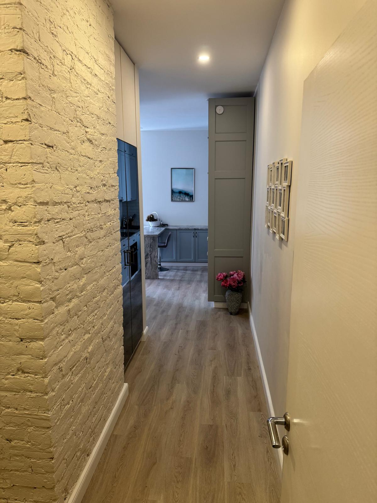 Izīrē dzīvokli, Miera iela 105 - Attēls 1